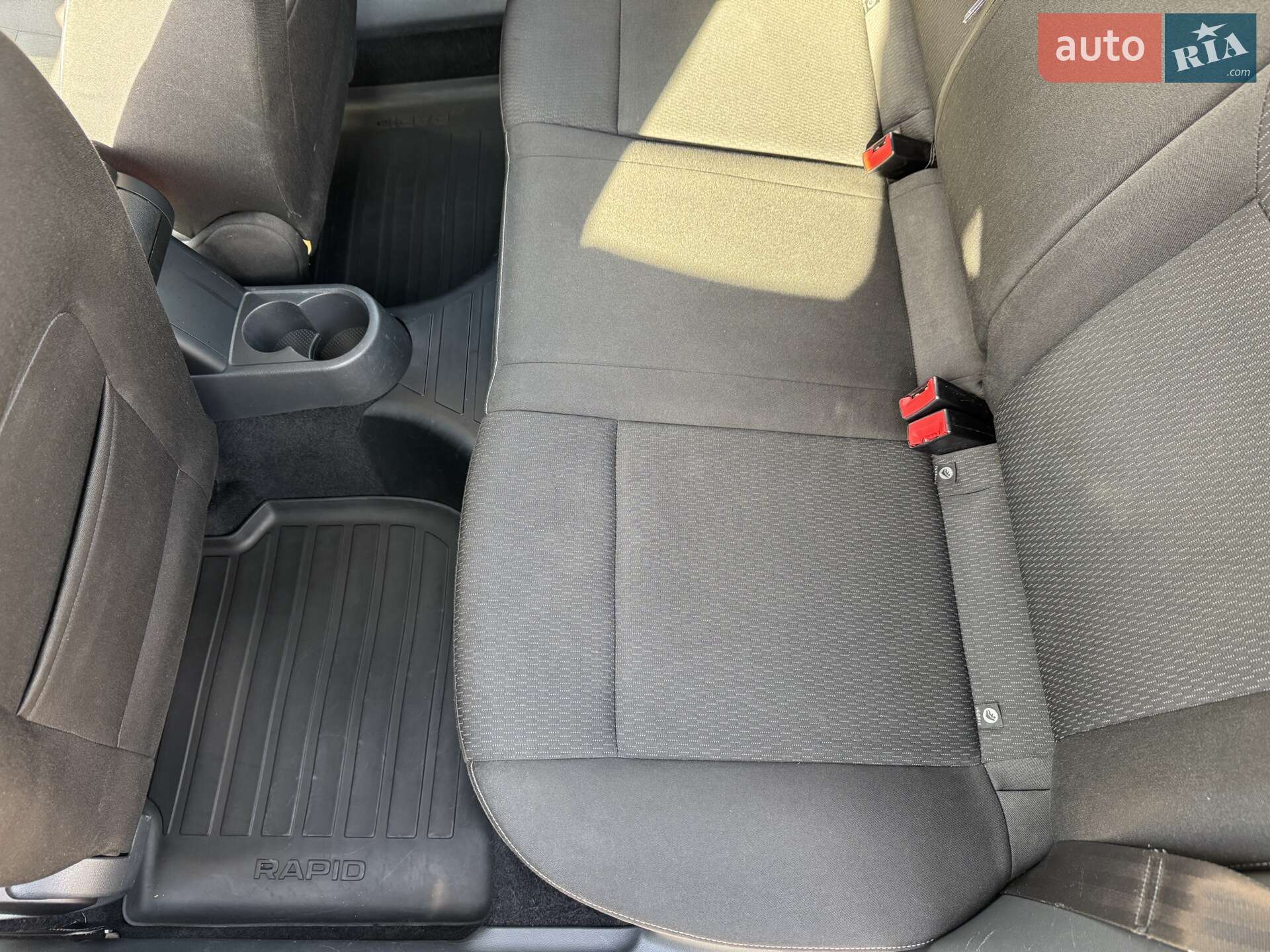 Skoda Rapid 2013 VIN TMBAN2NH2DB101065 фото оголошення 19 з 32
