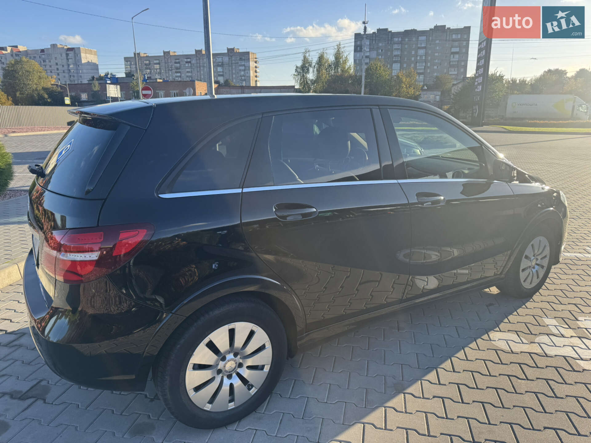 Mercedes-Benz B-Class 2016 VIN WDD2428901J011059 фото оголошення 7 з 21