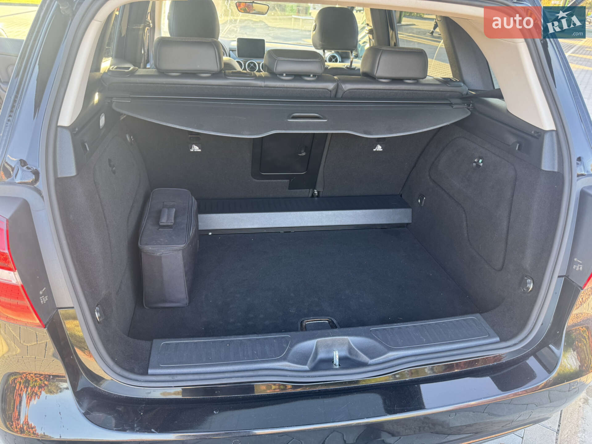 Mercedes-Benz B-Class 2016 VIN WDD2428901J011059 фото оголошення 21 з 21