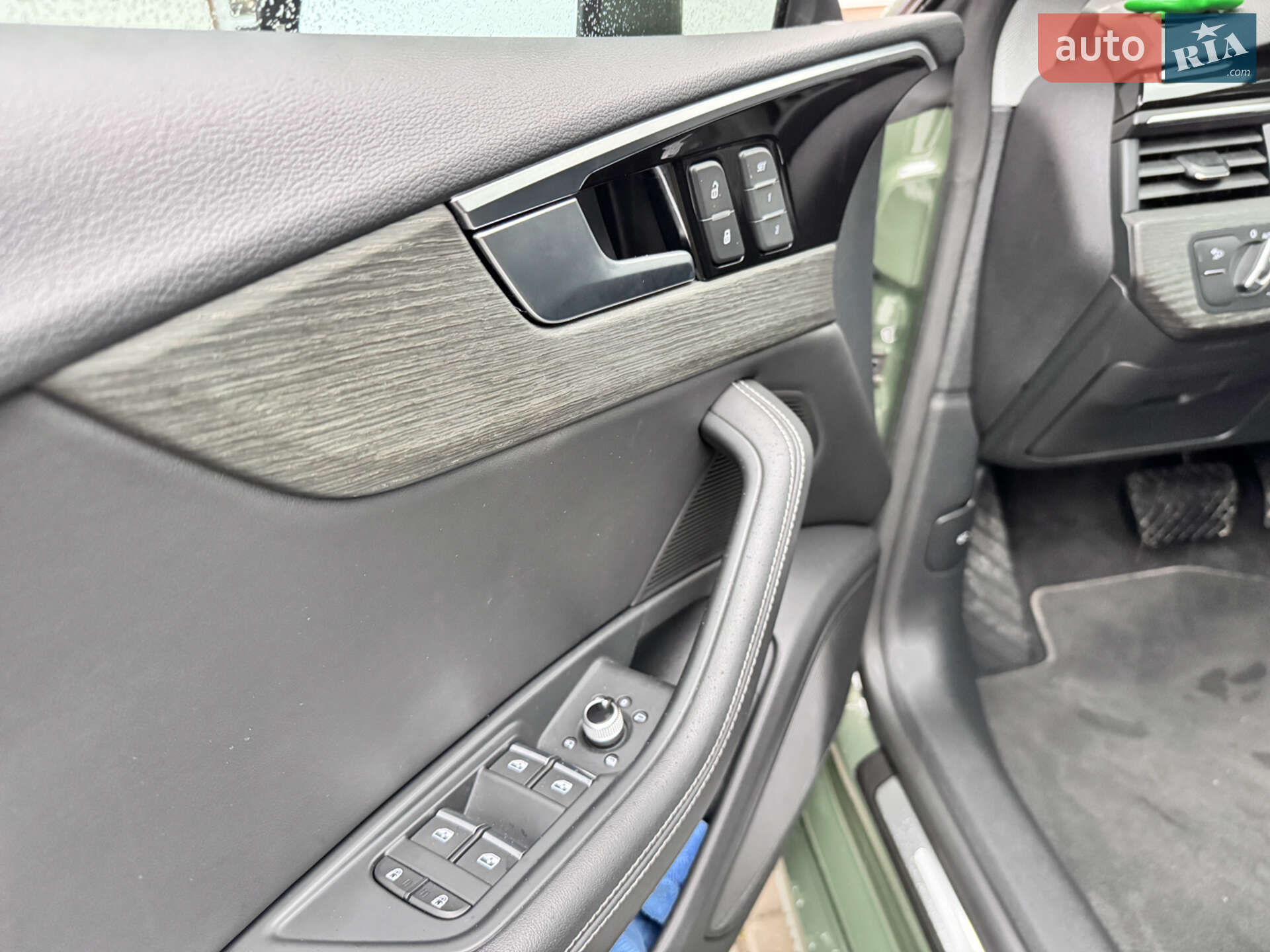 Audi A5 2021 VIN WAUCBCF51NA017318 фото оголошення 5 з 10