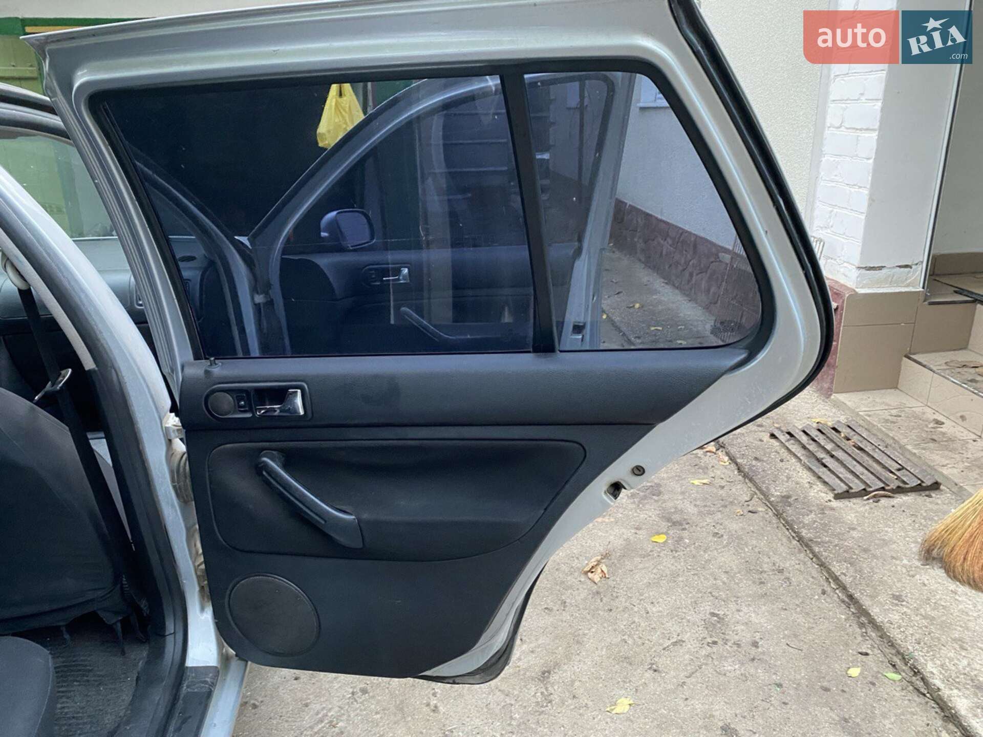 Volkswagen Golf 2003 VIN WVWZZZ1JZ3W664137 фото оголошення 6 з 7