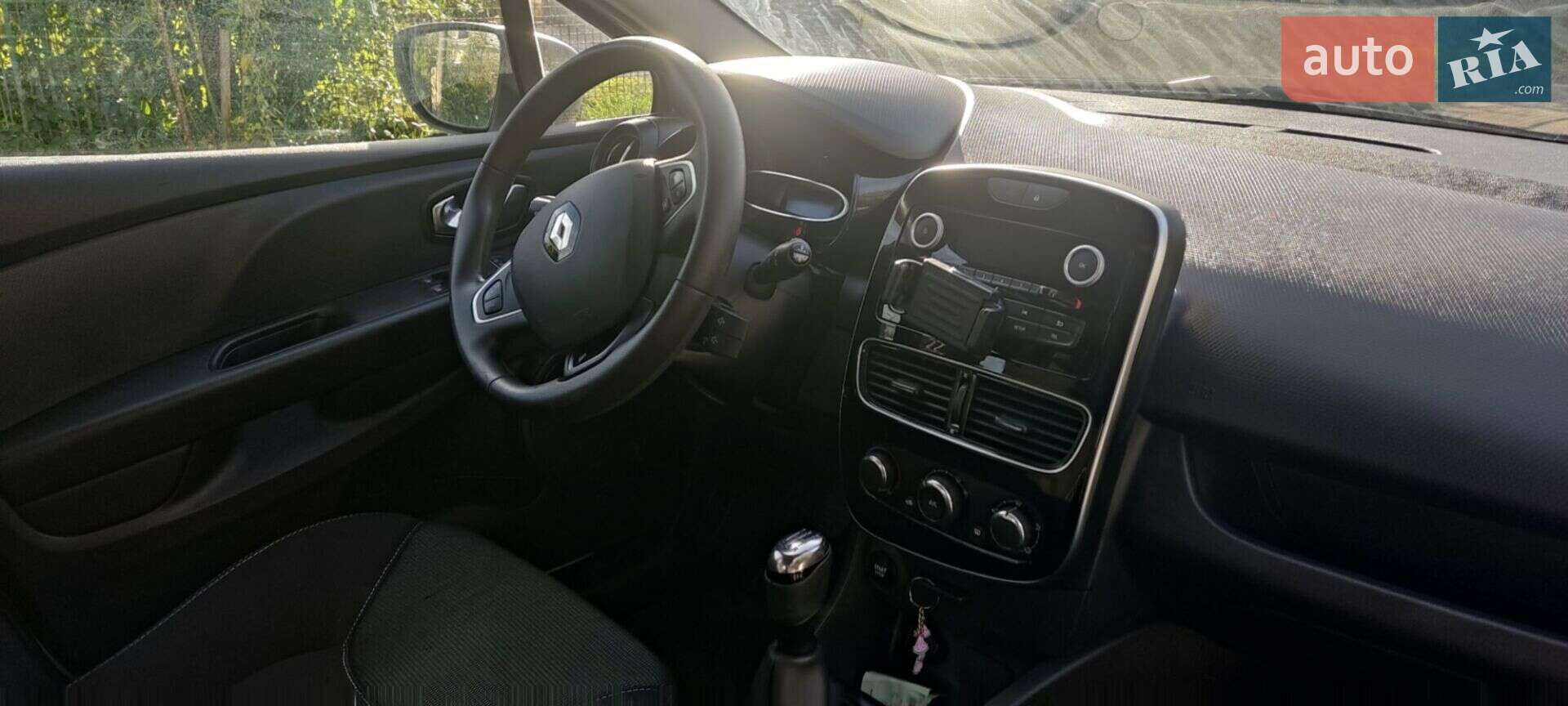 Renault Clio 2016 VIN VF15RBF0A56209187 фото оголошення 4 з 7