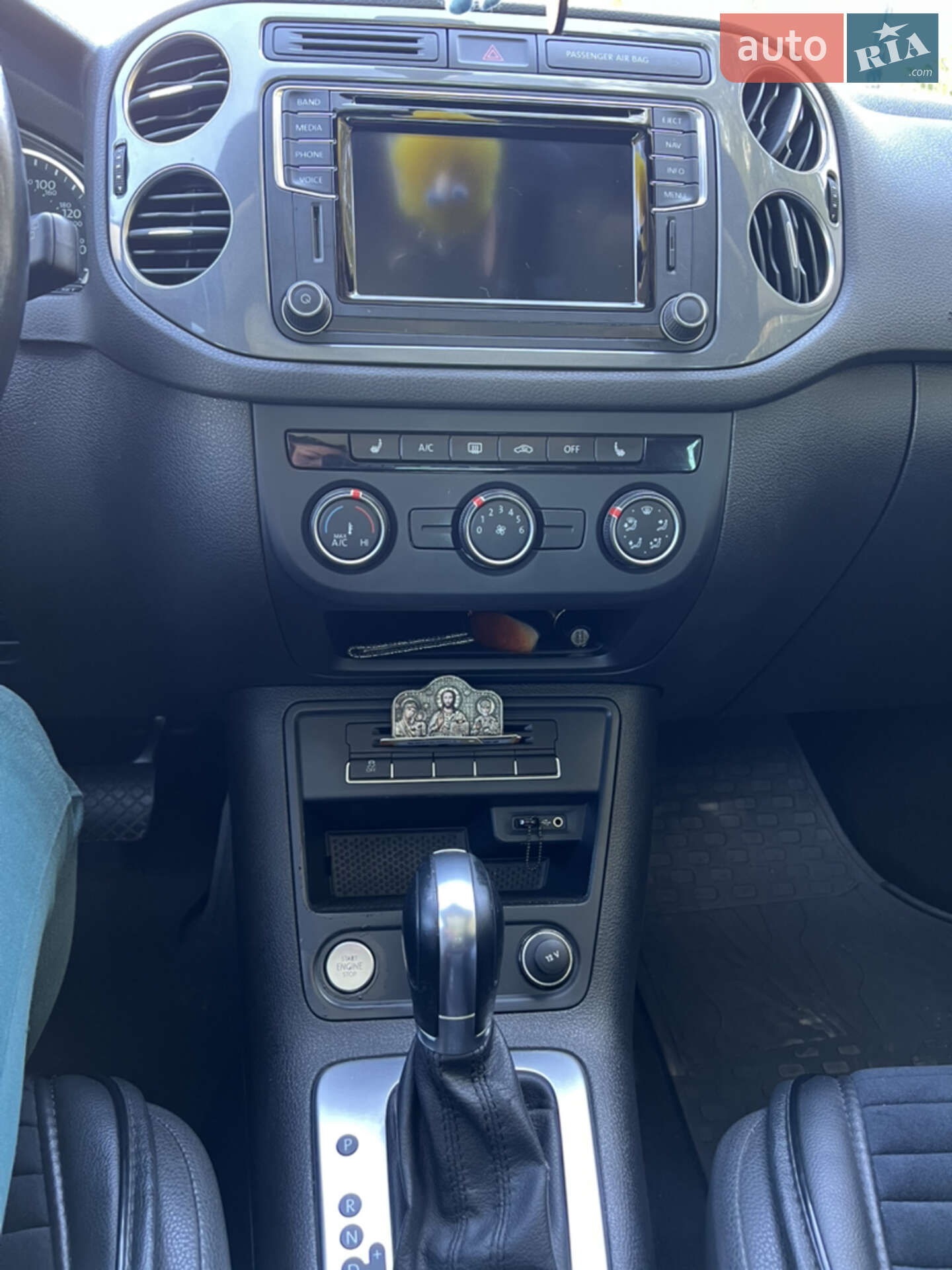Volkswagen Tiguan 2015 VIN WVGAV7AX4GW524720 фото оголошення 3 з 30