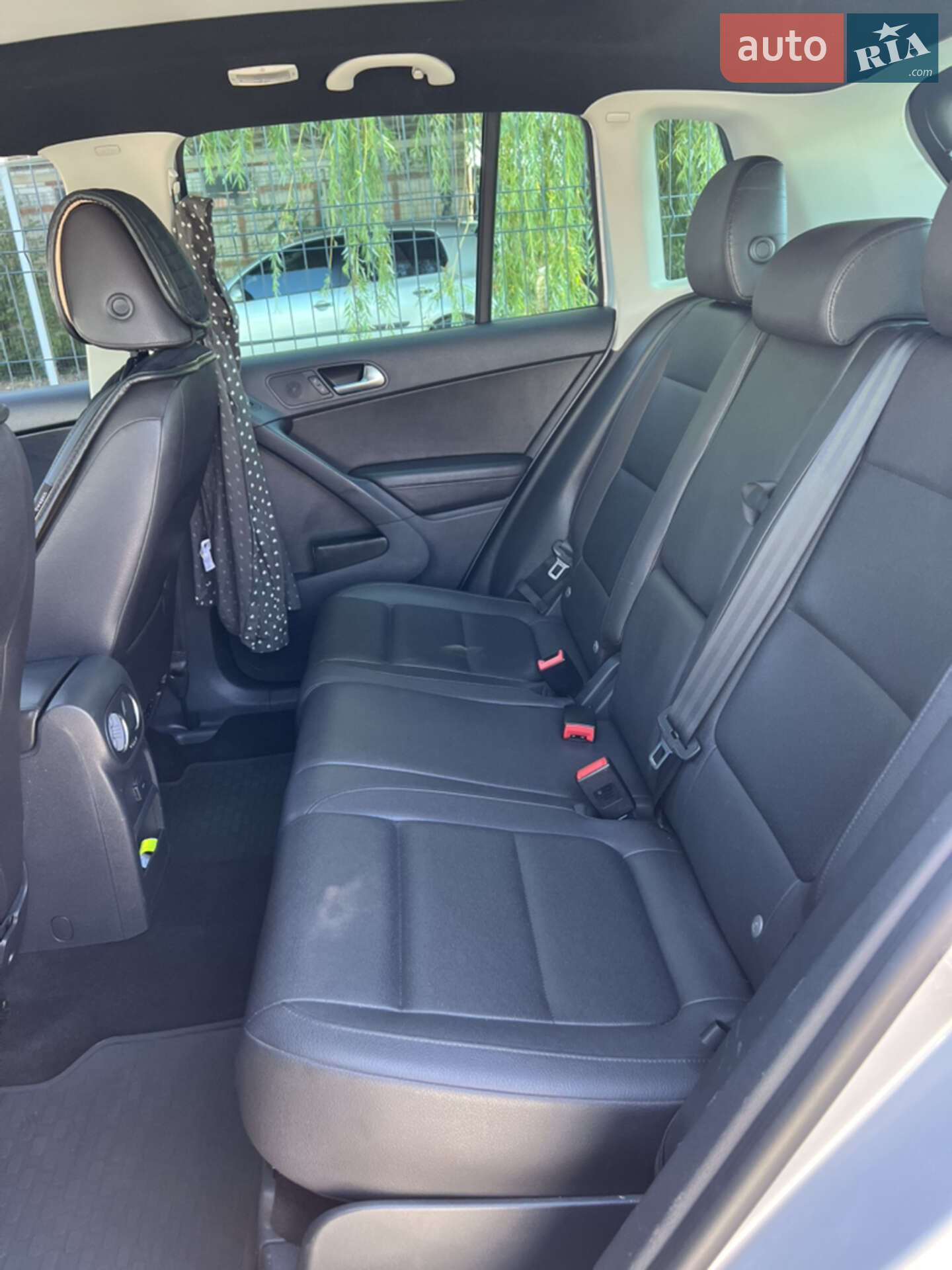 Volkswagen Tiguan 2015 VIN WVGAV7AX4GW524720 фото оголошення 9 з 30