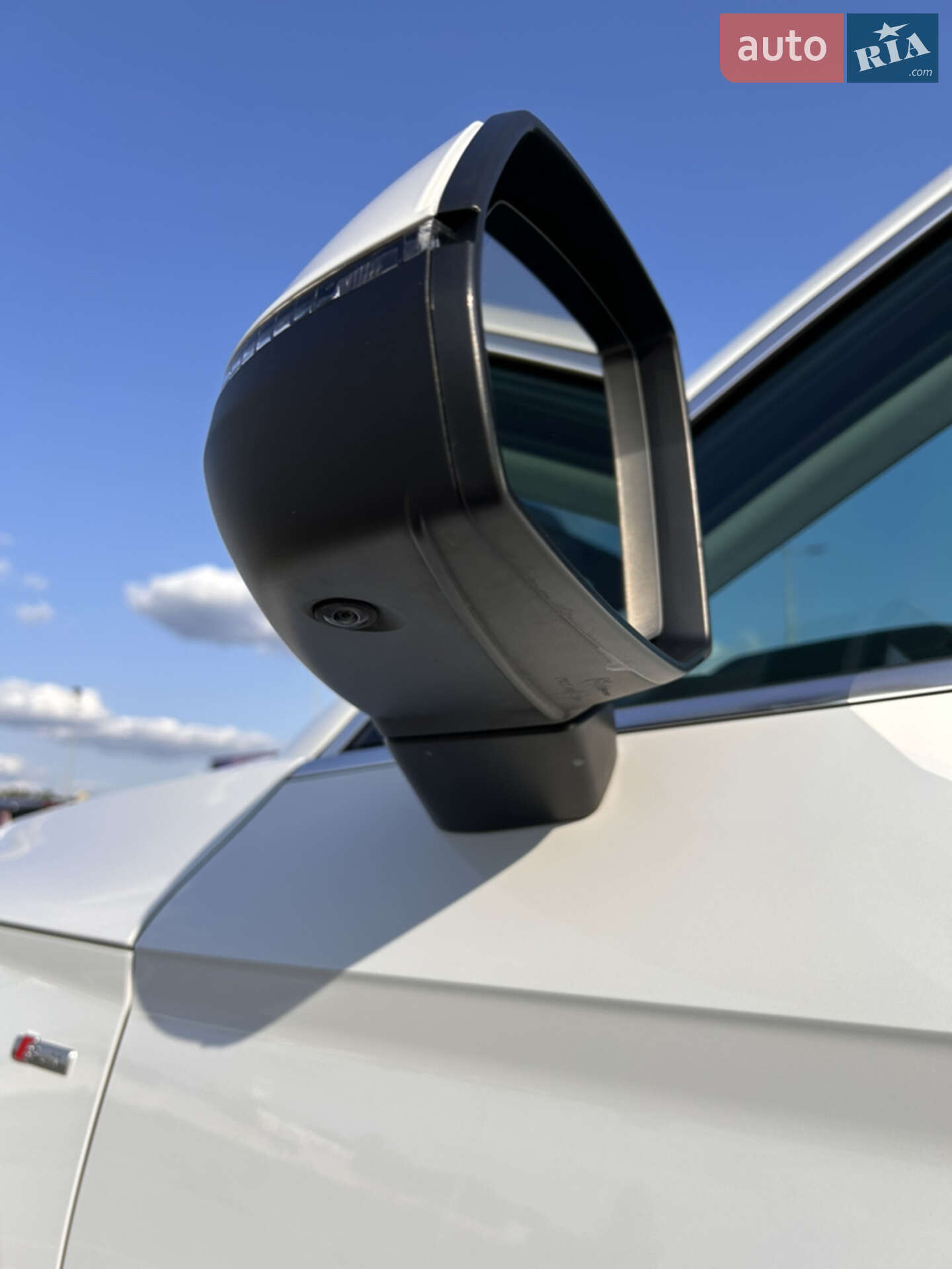 Audi Q5 2022 VIN WA1E2AFY4N2083201 фото оголошення 28 з 29