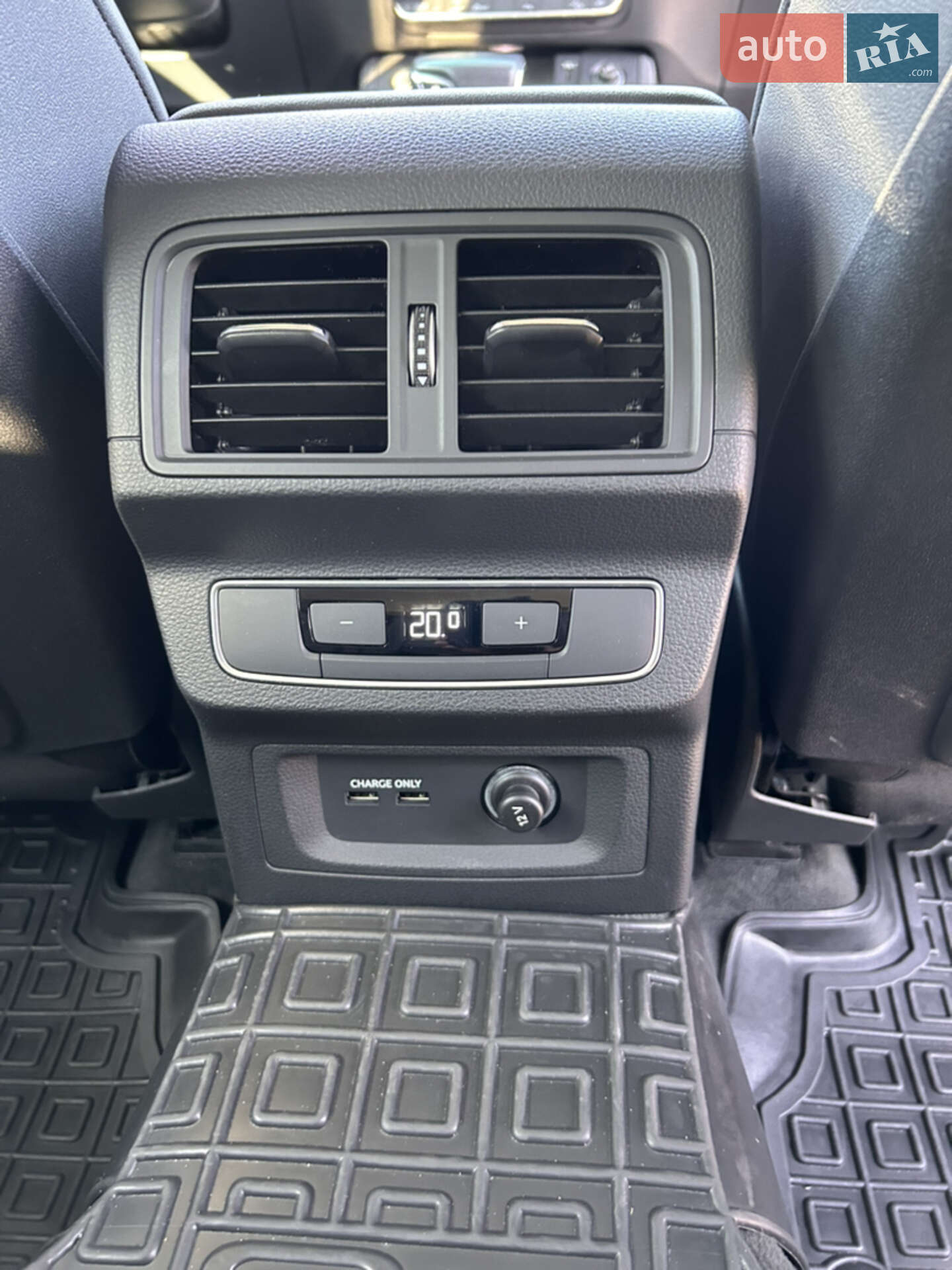 Audi Q5 2022 VIN WA1E2AFY4N2083201 фото оголошення 27 з 29