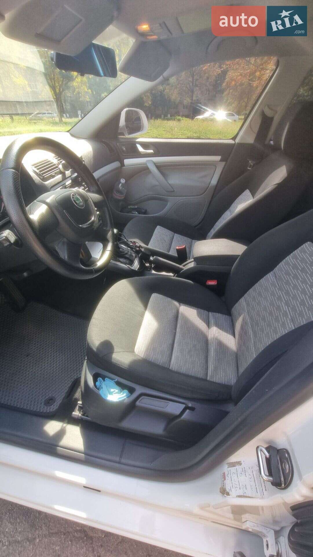 Skoda Octavia 2010 VIN TMBHK61Z5A2078969 фото оголошення 5 з 31