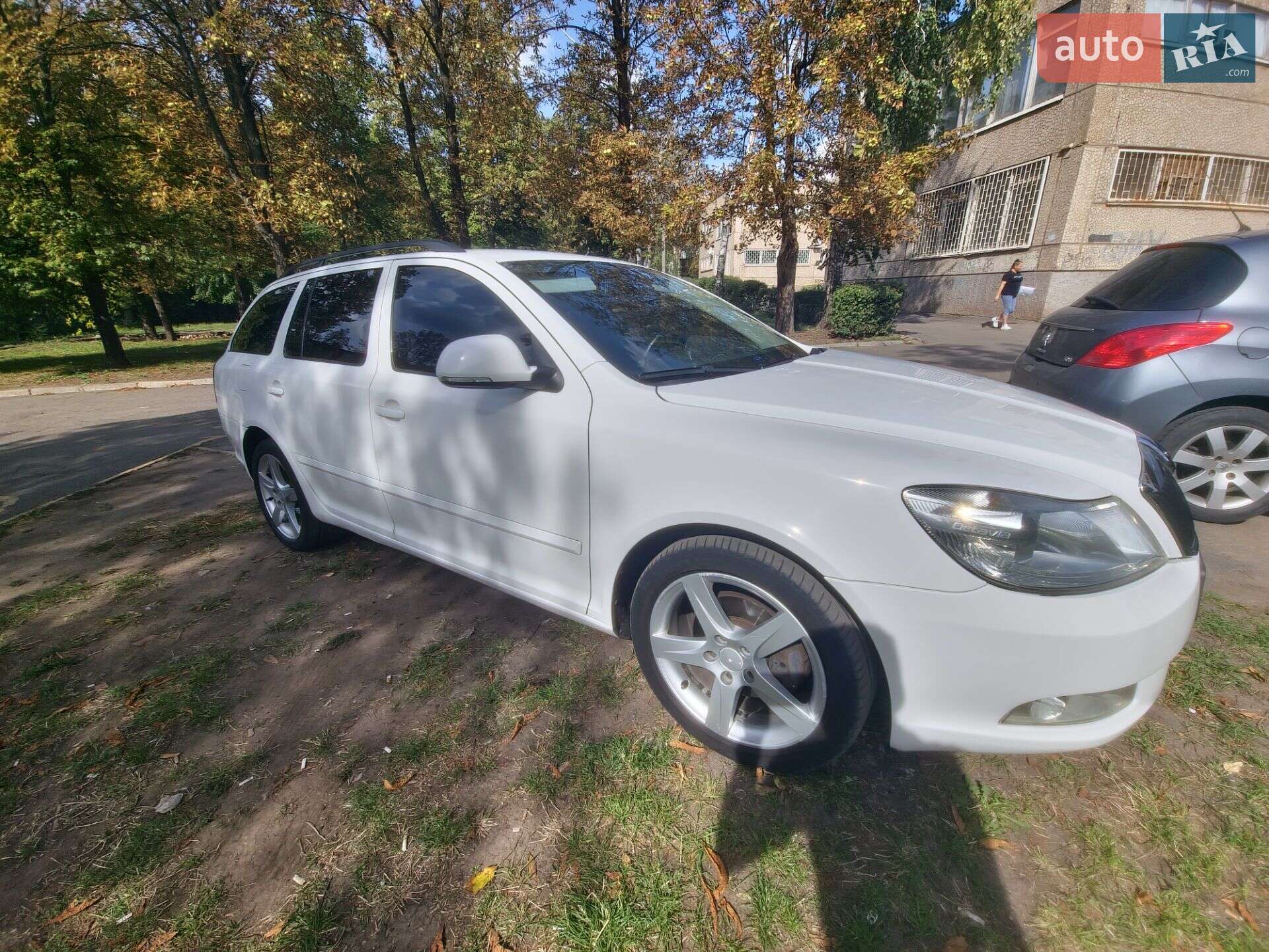 Skoda Octavia 2010 VIN TMBHK61Z5A2078969 фото оголошення 6 з 36
