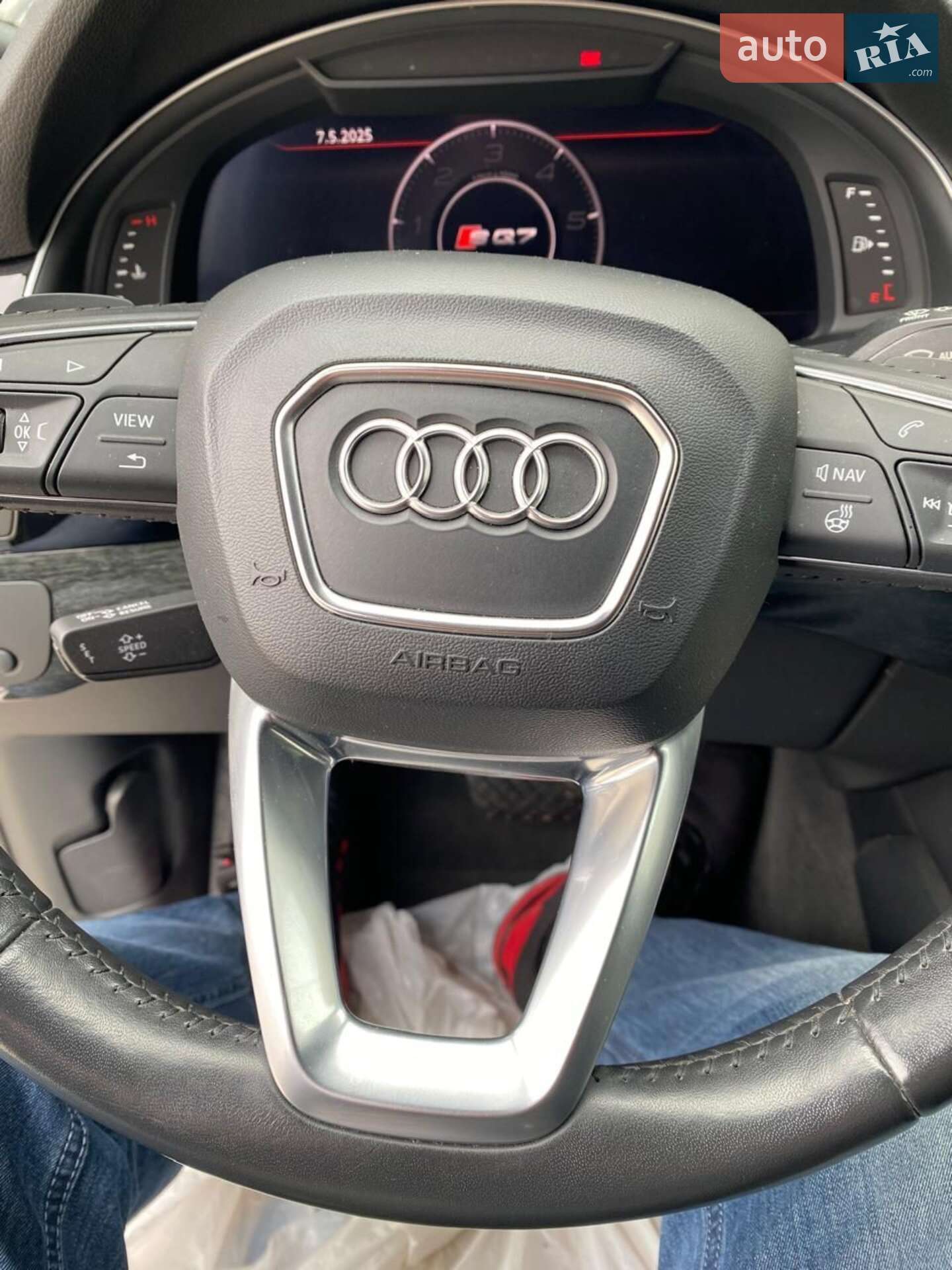 Audi Q7 2018 VIN WA1LAAF76JD030175 фото оголошення 4 з 22