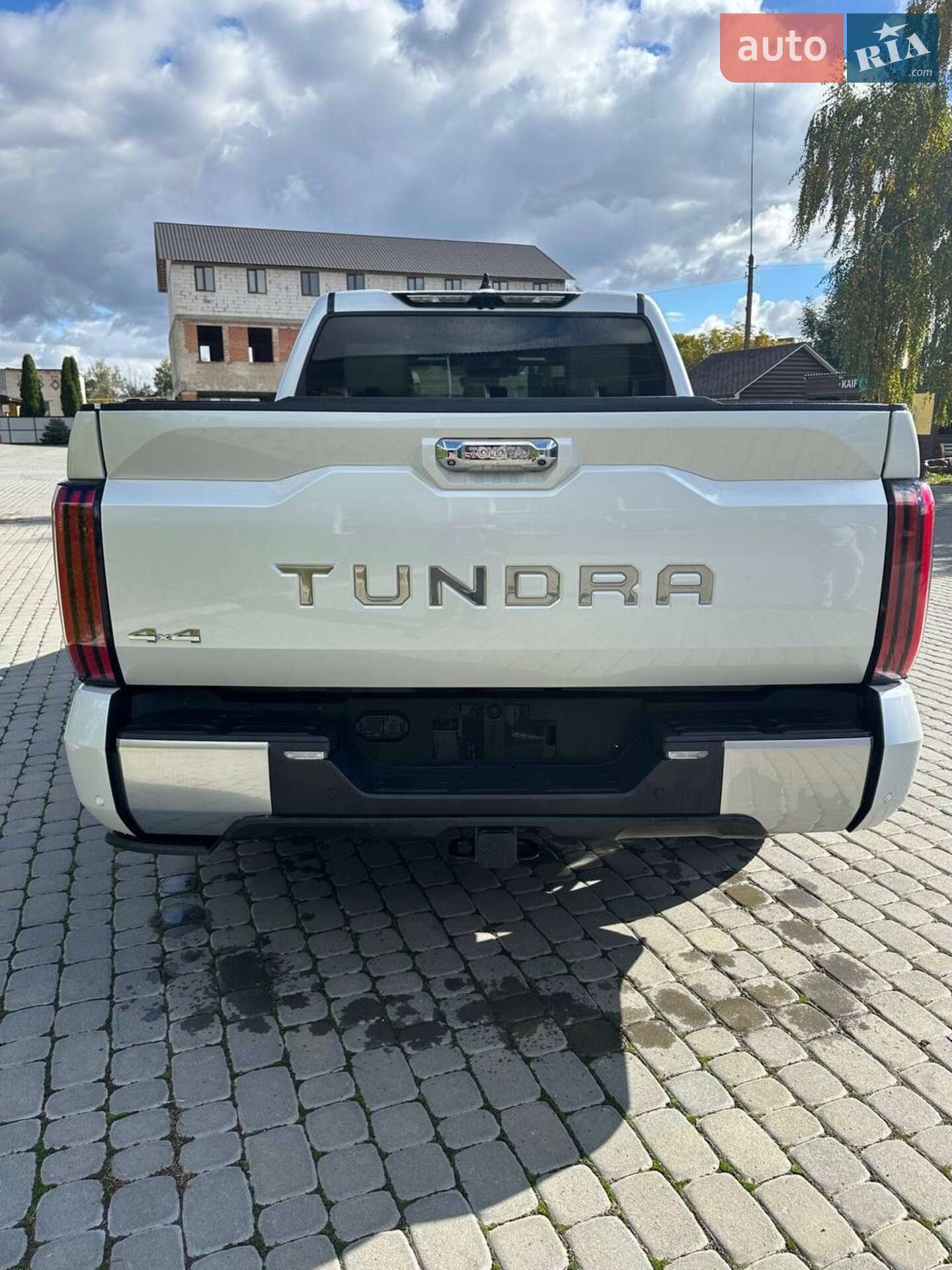 Toyota Tundra 2023 VIN 5TFVC5DB9PX030251 фото оголошення 4 з 30