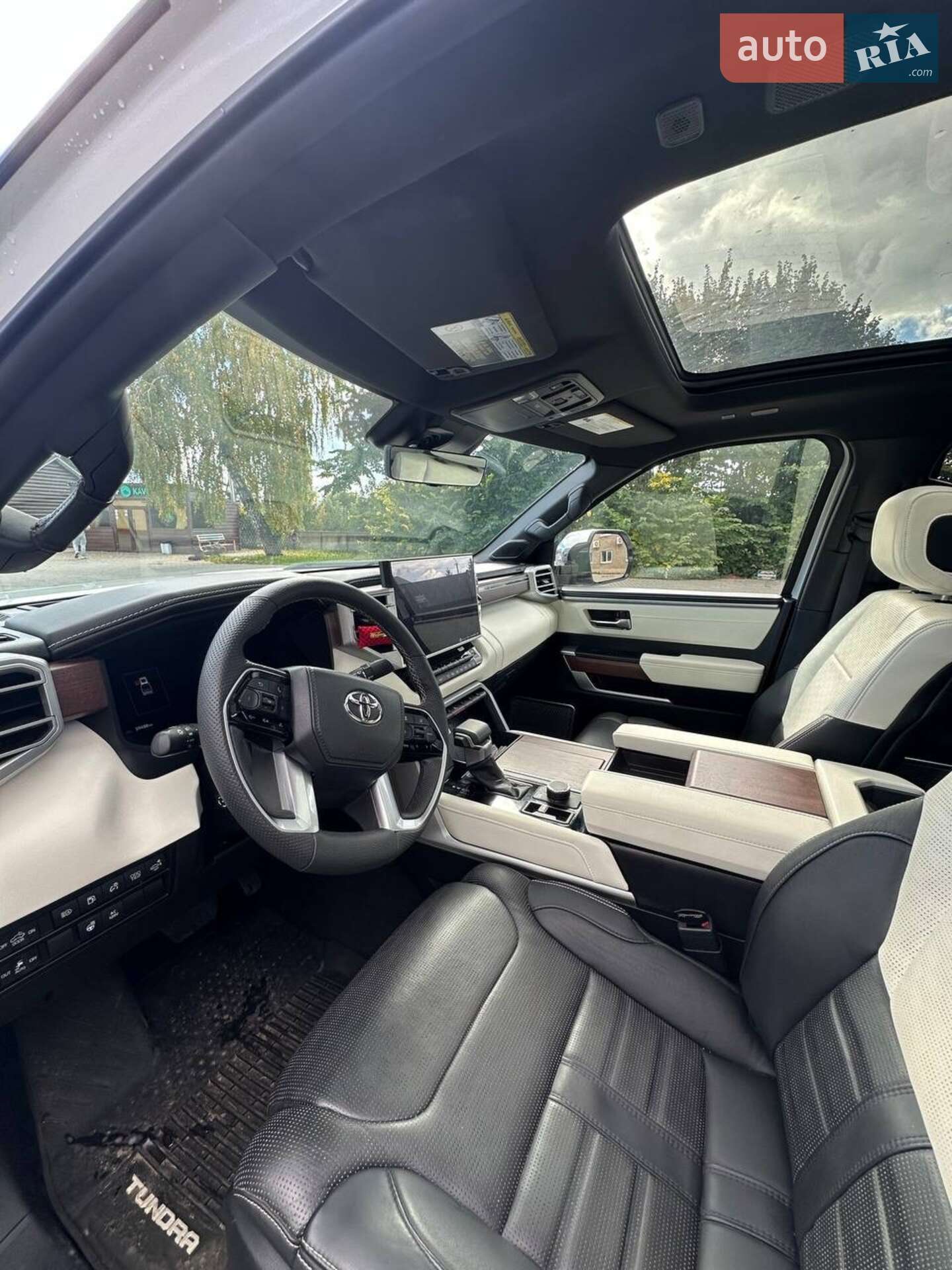 Toyota Tundra 2023 VIN 5TFVC5DB9PX030251 фото оголошення 12 з 30