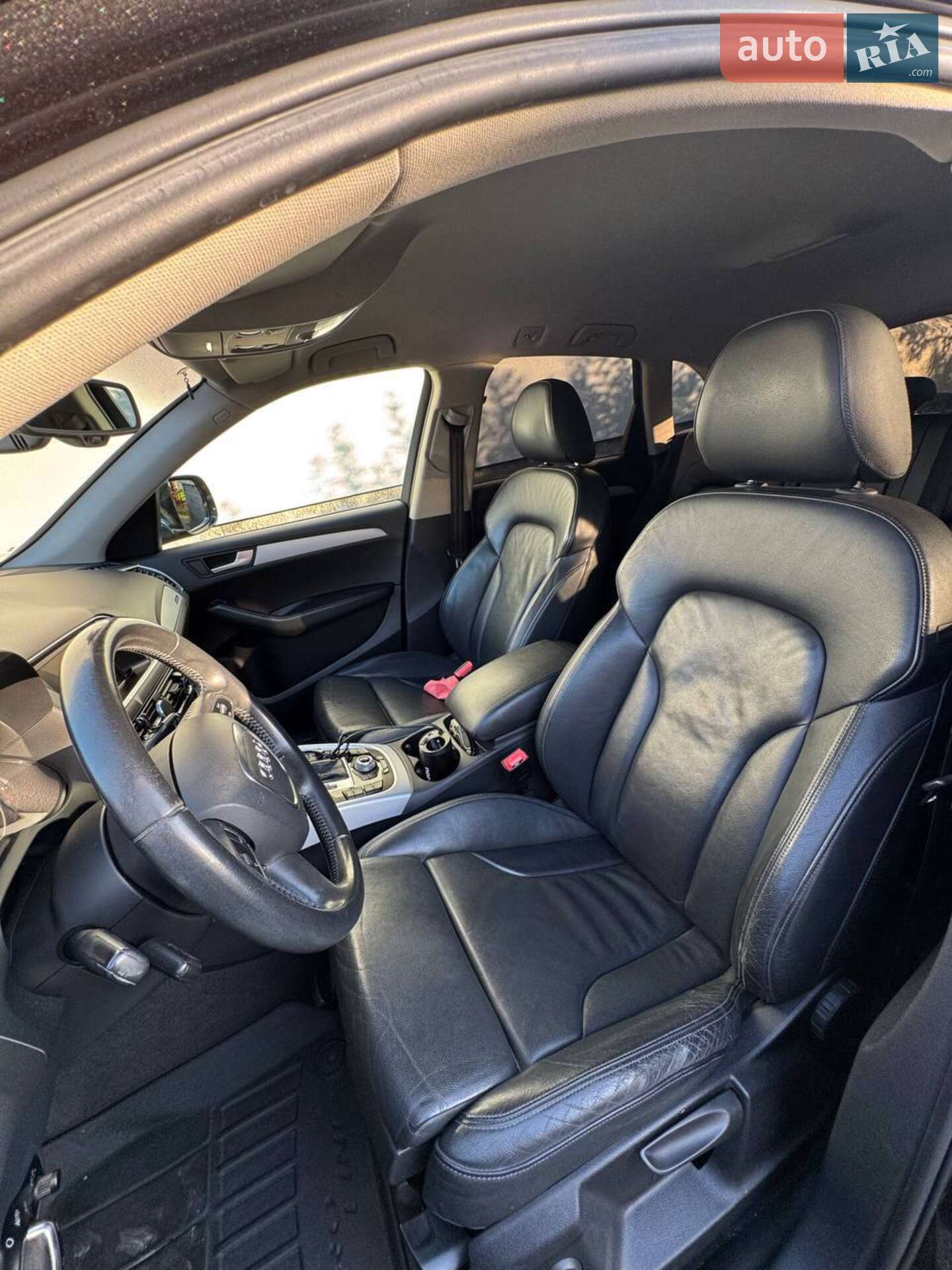 Audi Q5 2010 VIN WAUZZZ8R8BA016154 фото оголошення 11 з 13