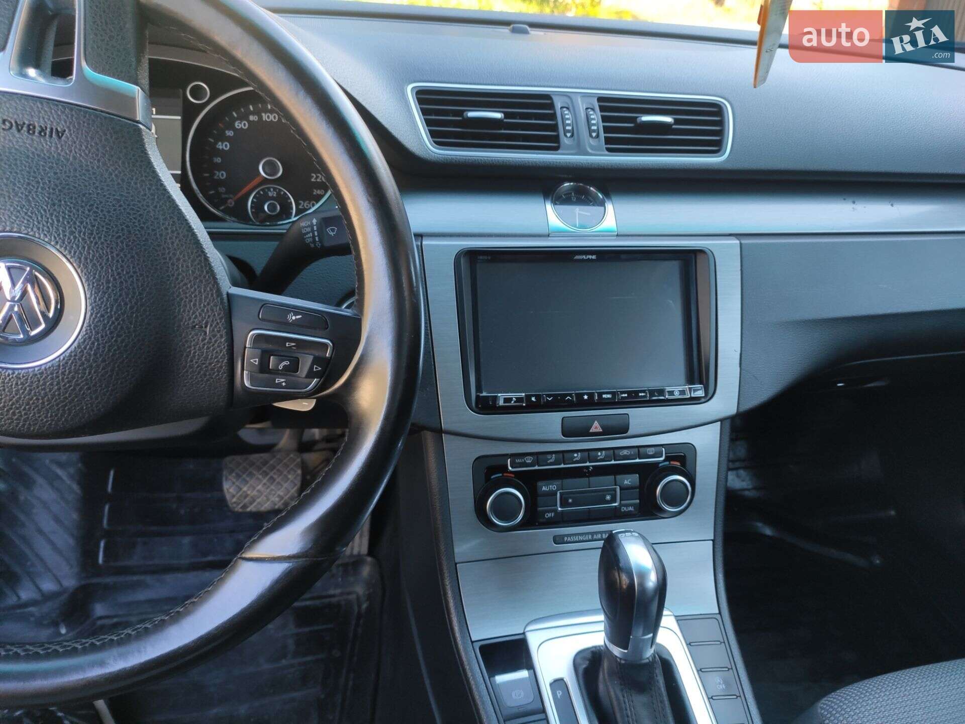 Volkswagen Passat 2011 VIN WVWZZZ3CZCE002238 фото оголошення 9 з 10
