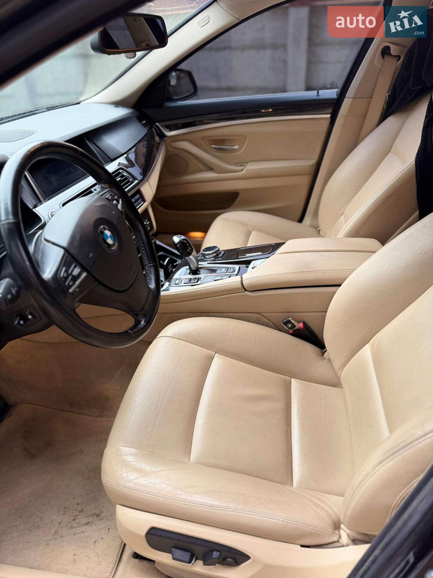 BMW 5 Series 2014 VIN WBA5B3C57ED538779 фото оголошення 10 з 13