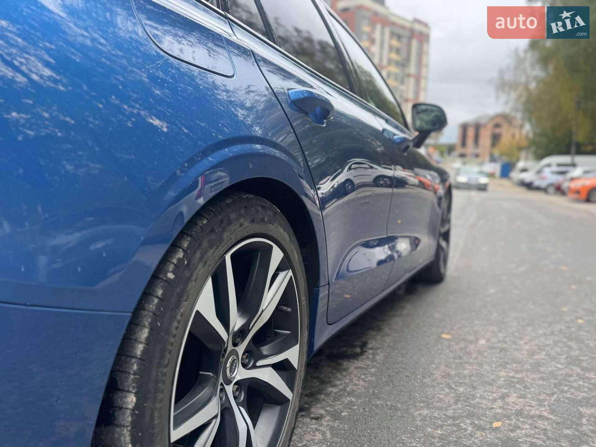 Volvo V60 2020 VIN YV1ZW72UDL2383861 фото оголошення 19 з 39