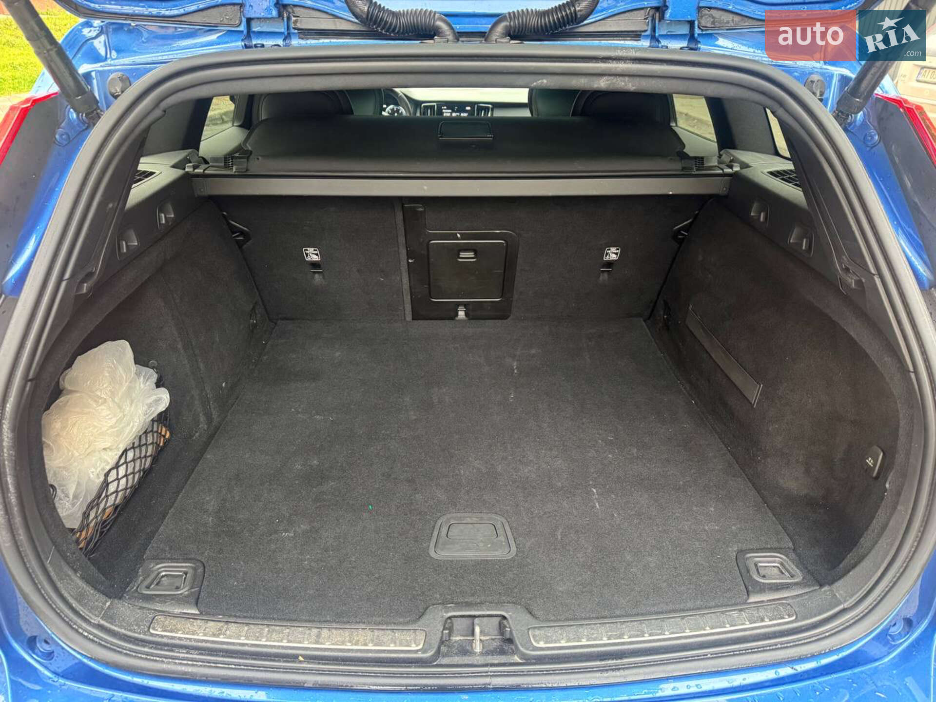 Volvo V60 2020 VIN YV1ZW72UDL2383861 фото оголошення 29 з 39