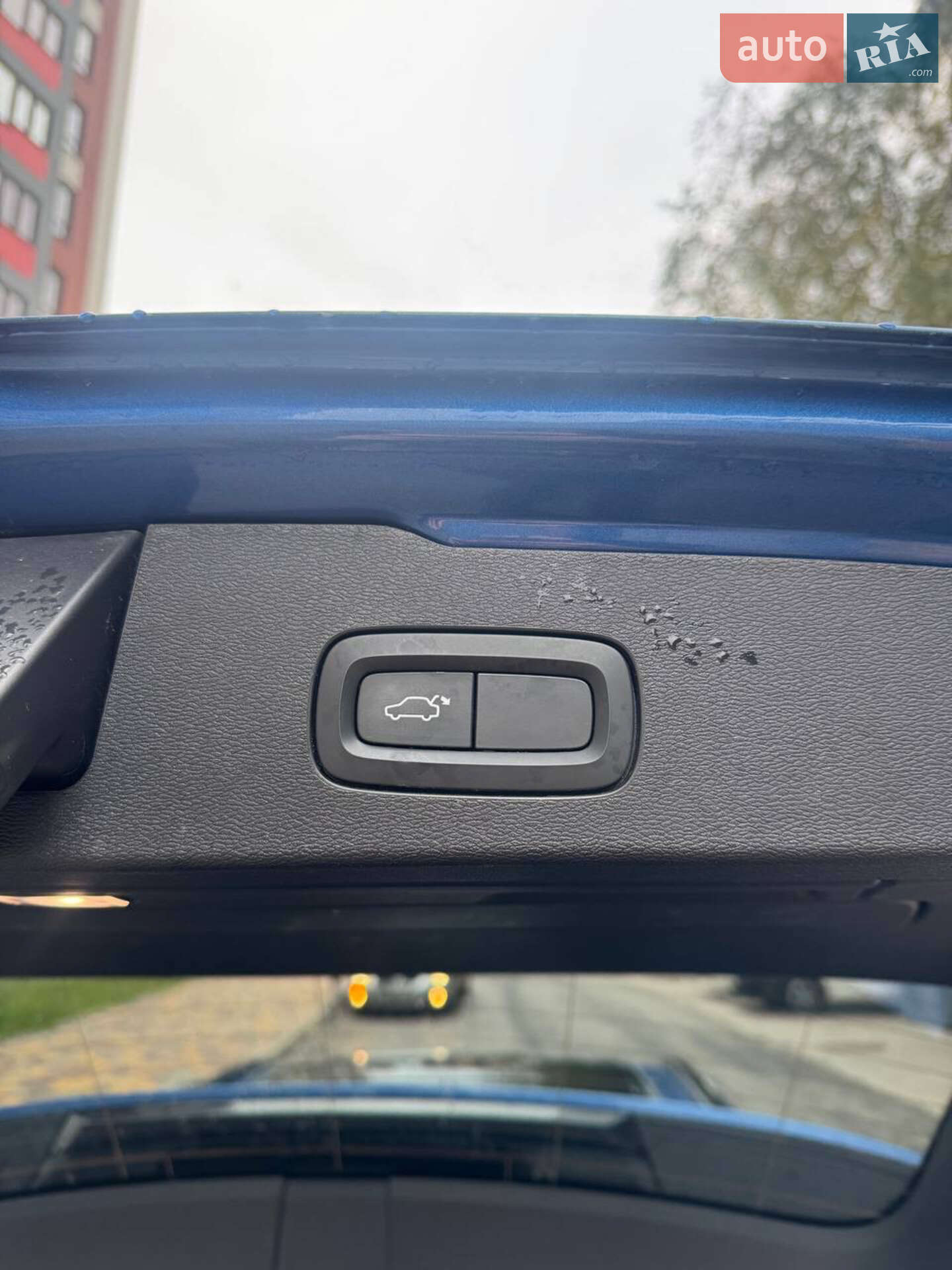 Volvo V60 2020 VIN YV1ZW72UDL2383861 фото оголошення 30 з 39