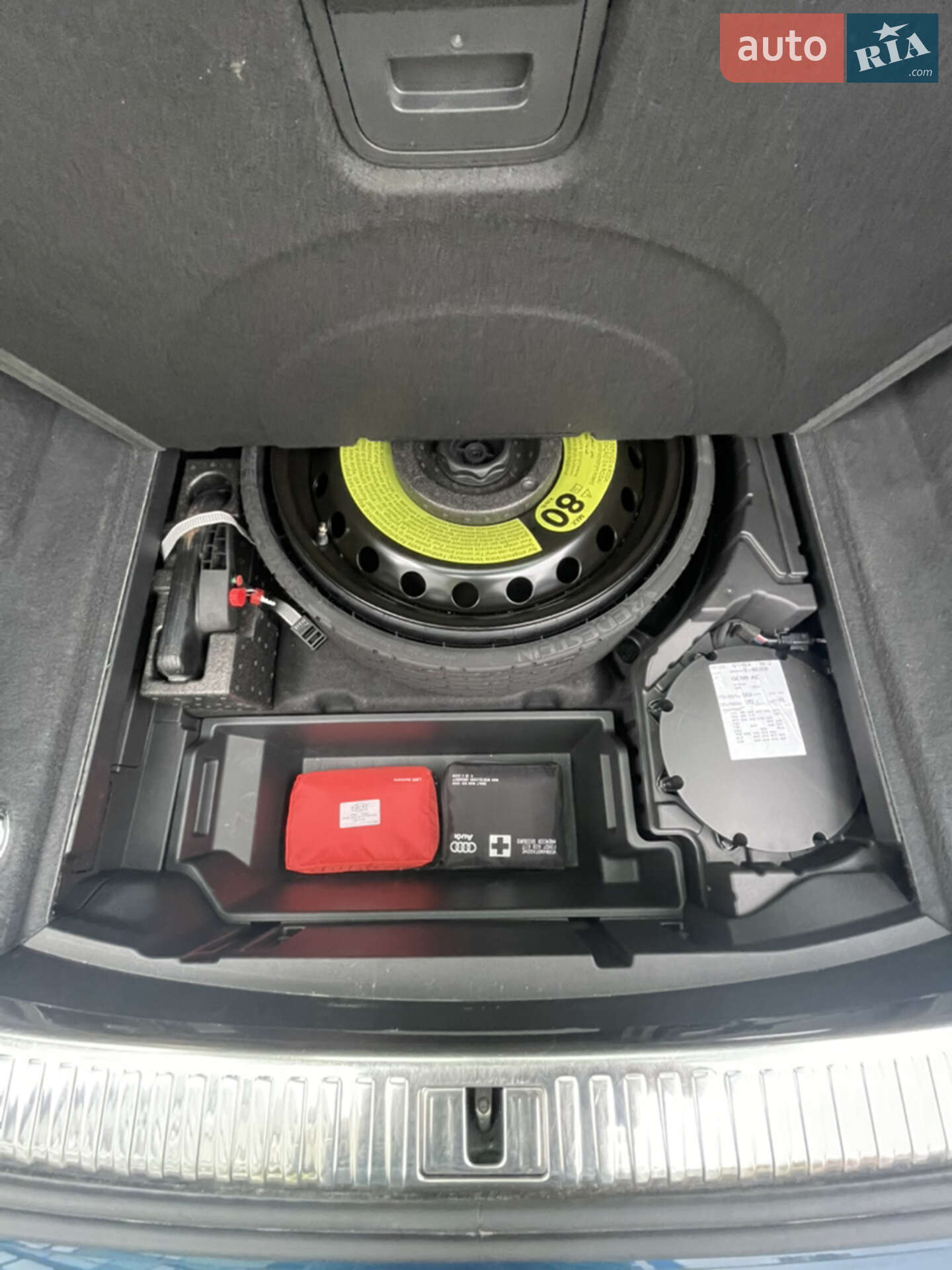 Audi e-tron 2021 VIN WAUZZZGE2MB010698 фото оголошення 22 з 28