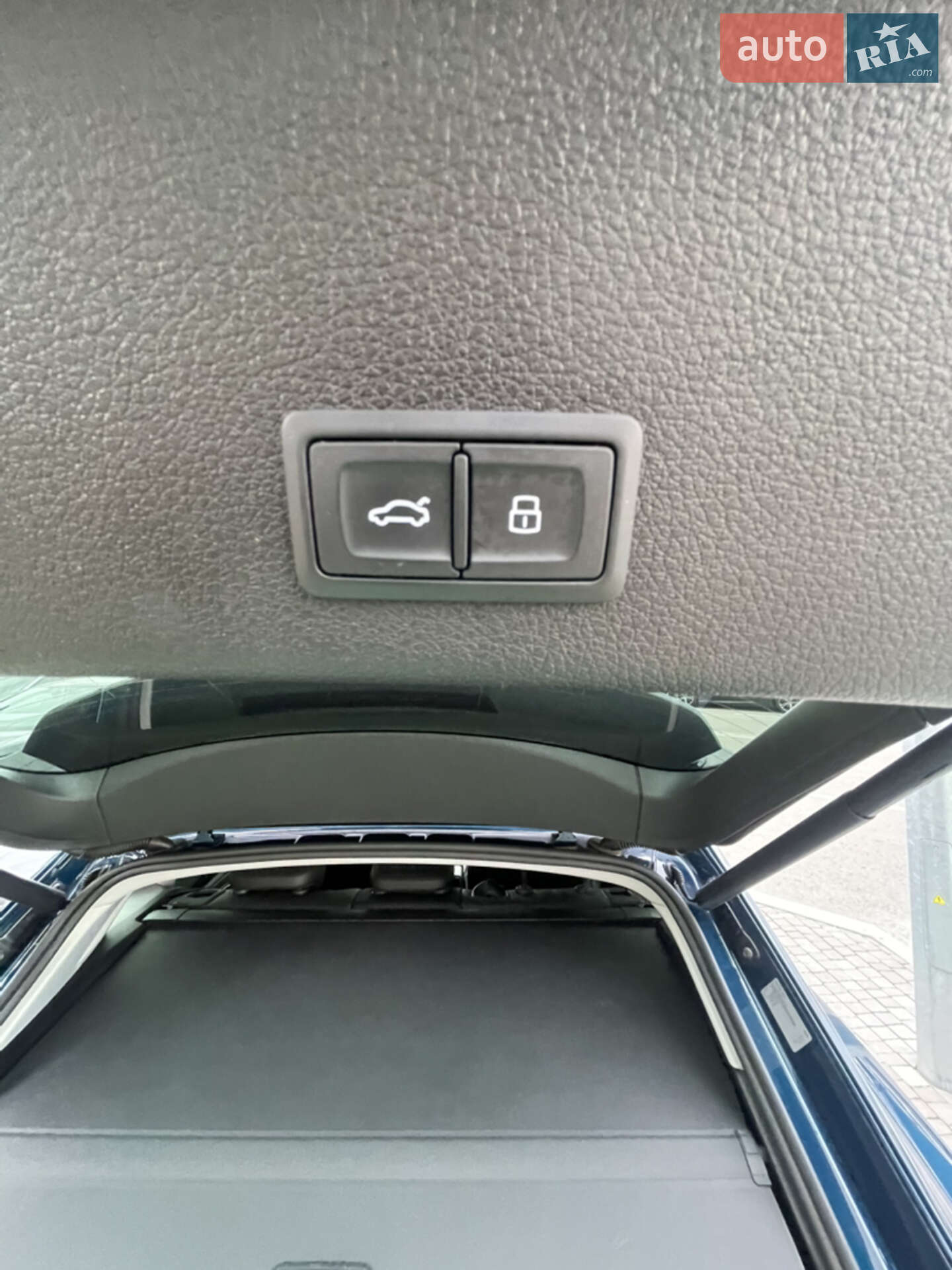 Audi e-tron 2021 VIN WAUZZZGE2MB010698 фото оголошення 23 з 28