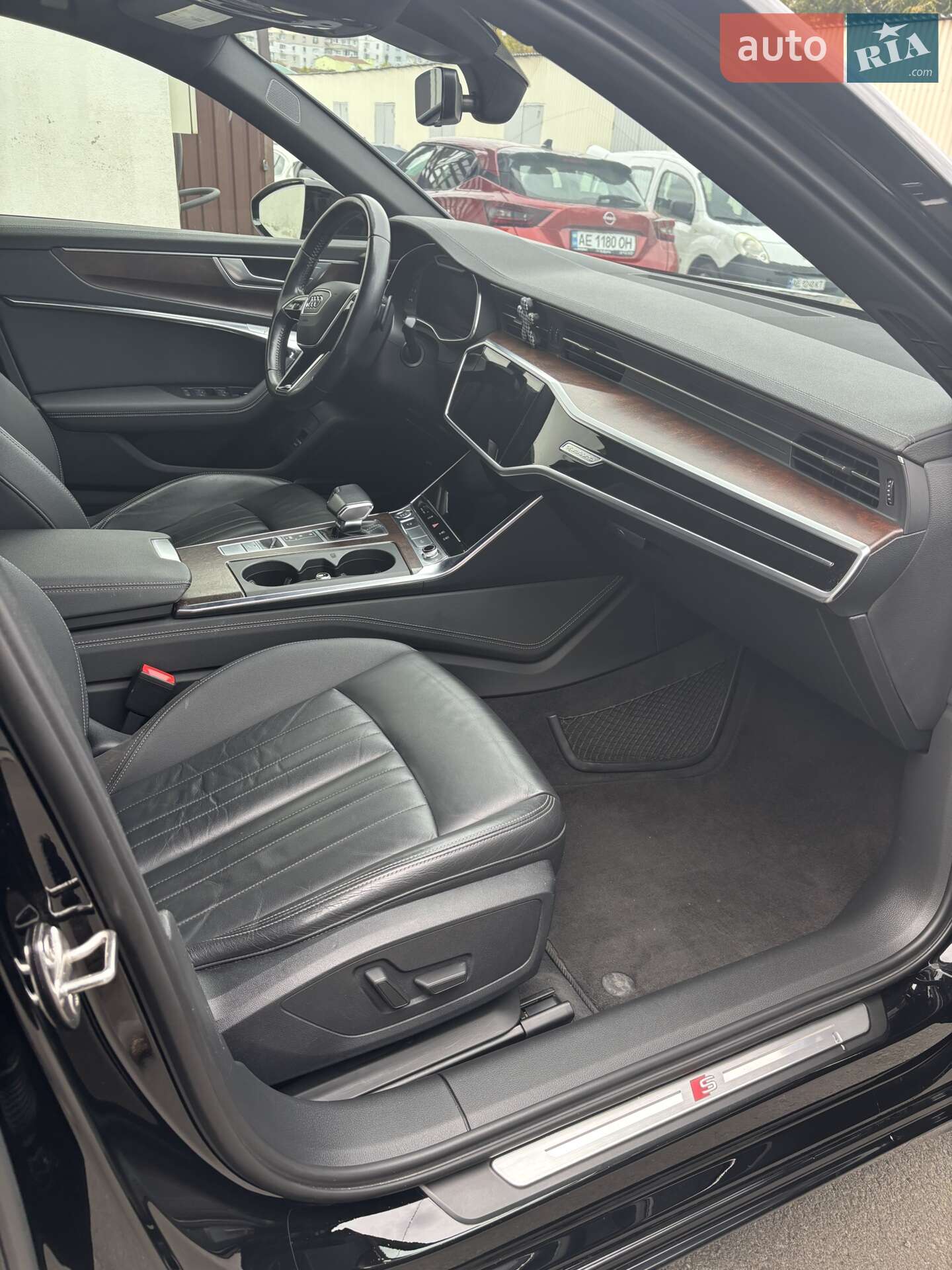 Audi A6 2019 VIN WAUL2AF22KN099722 фото оголошення 21 з 26