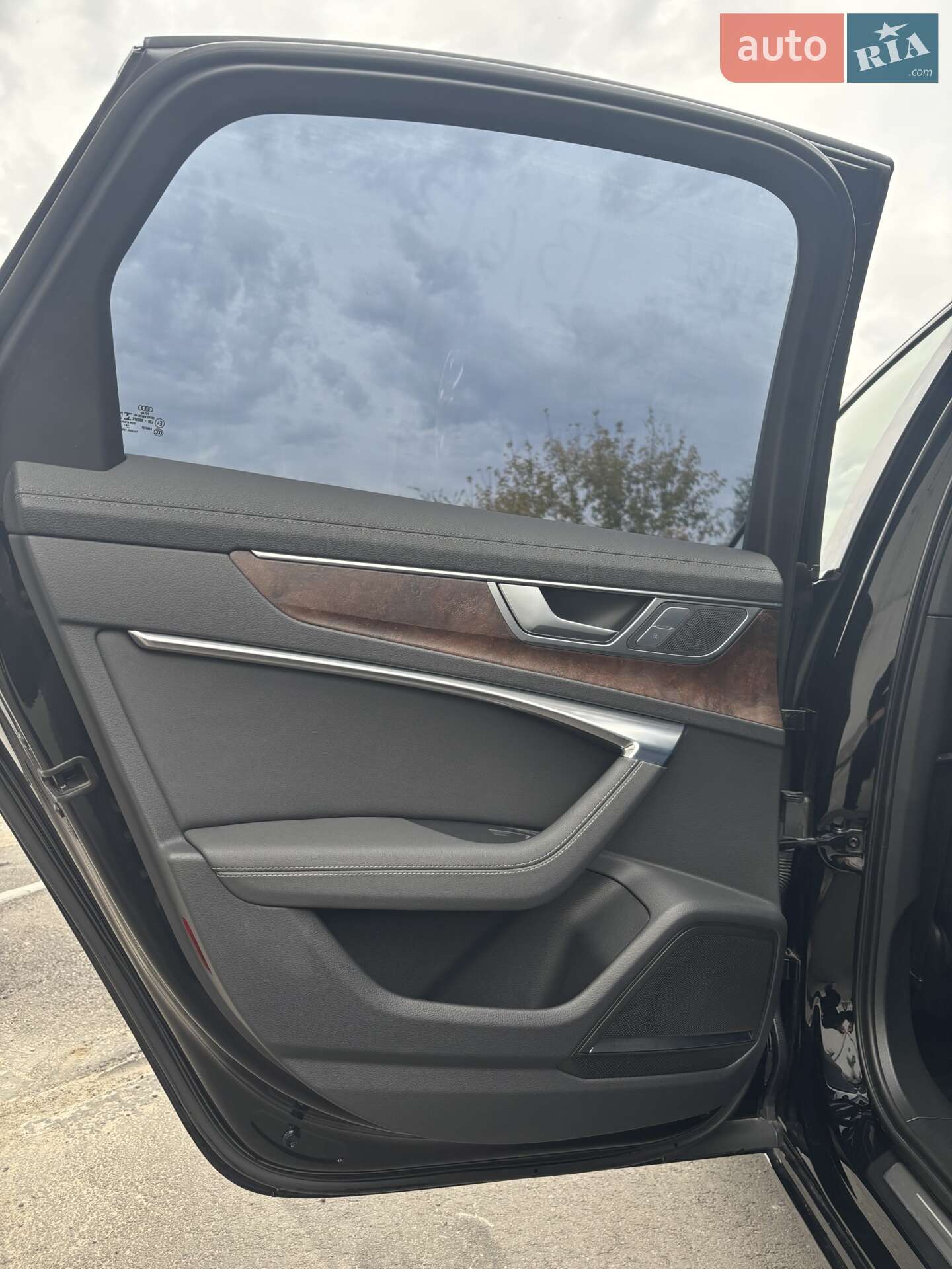 Audi A6 2019 VIN WAUL2AF22KN099722 фото оголошення 22 з 26
