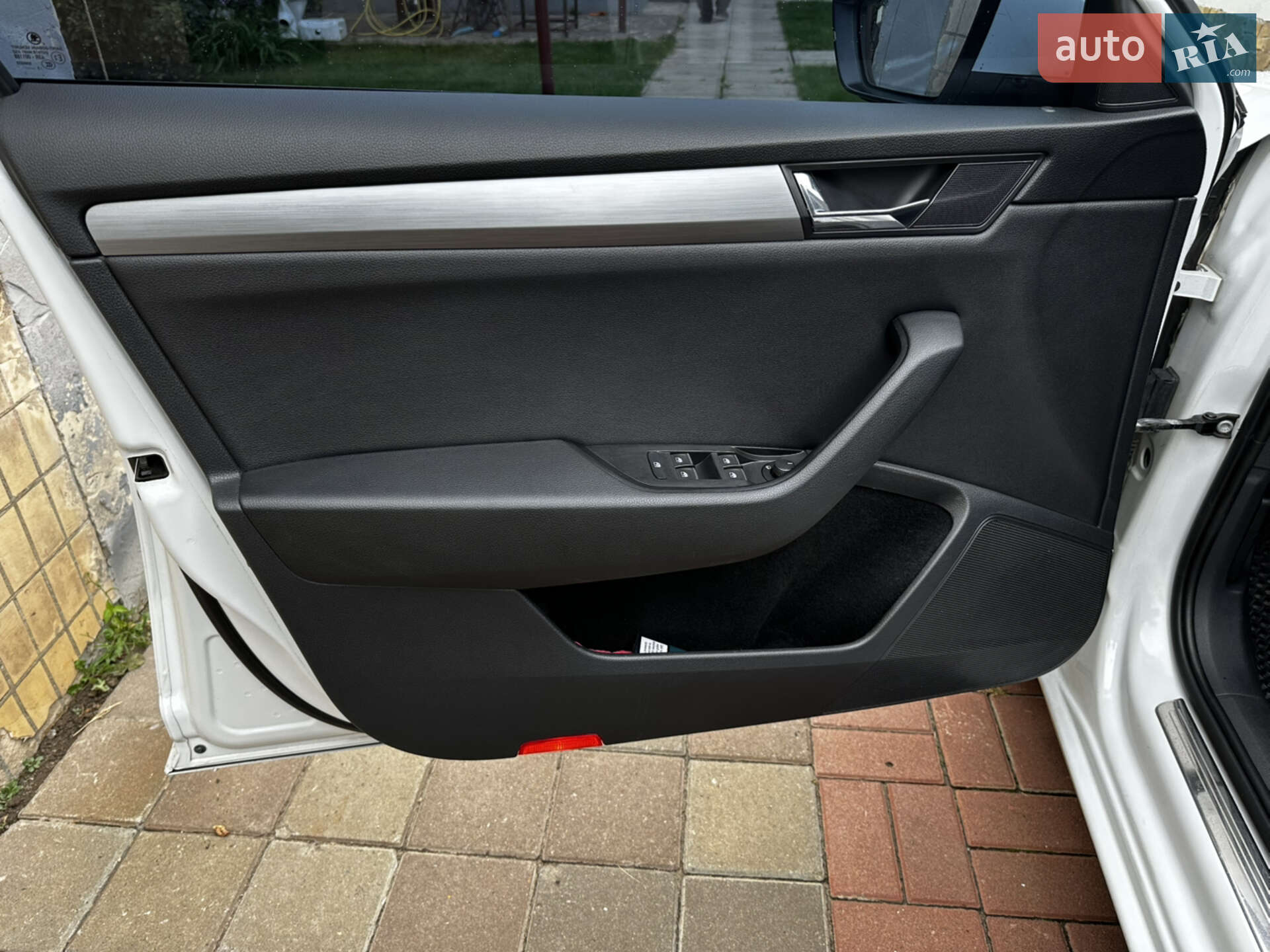 Skoda Superb 2017 VIN TMBJH9NP4J7525854 фото оголошення 9 з 11