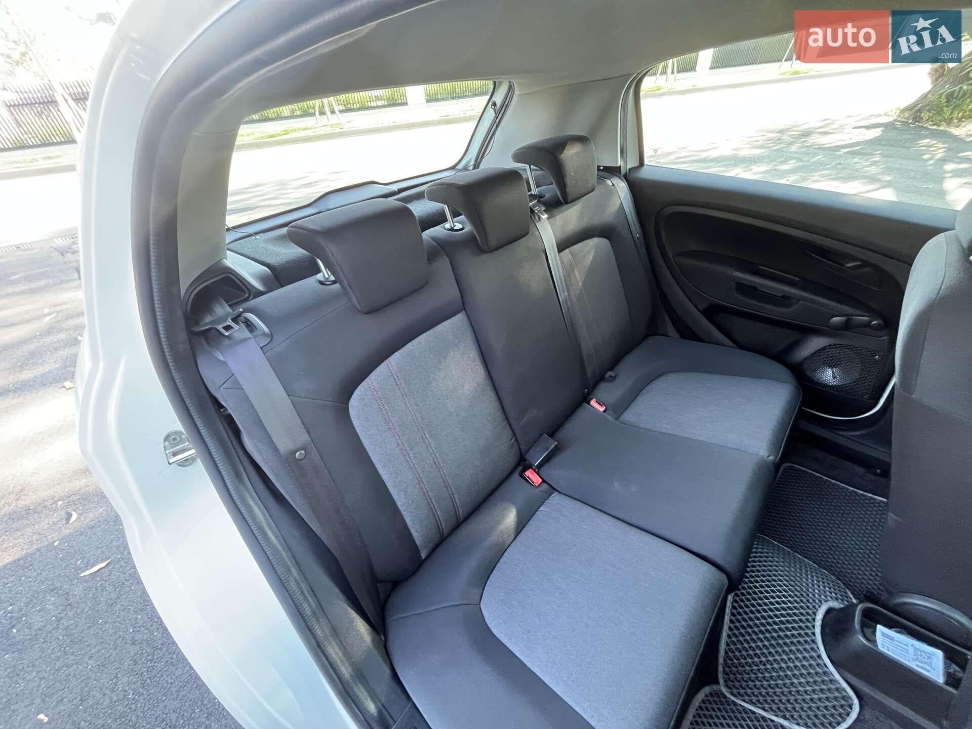 Fiat Grande Punto 2012 VIN ZFA19900001871958 фото оголошення 15 з 19