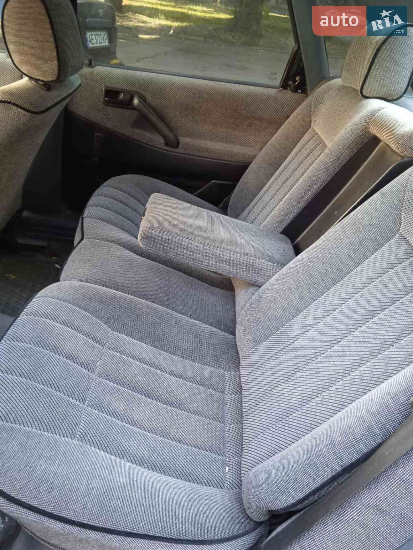 Volkswagen Passat 1990 VIN WVWZZZ31ZLE086861 фото оголошення 13 з 14
