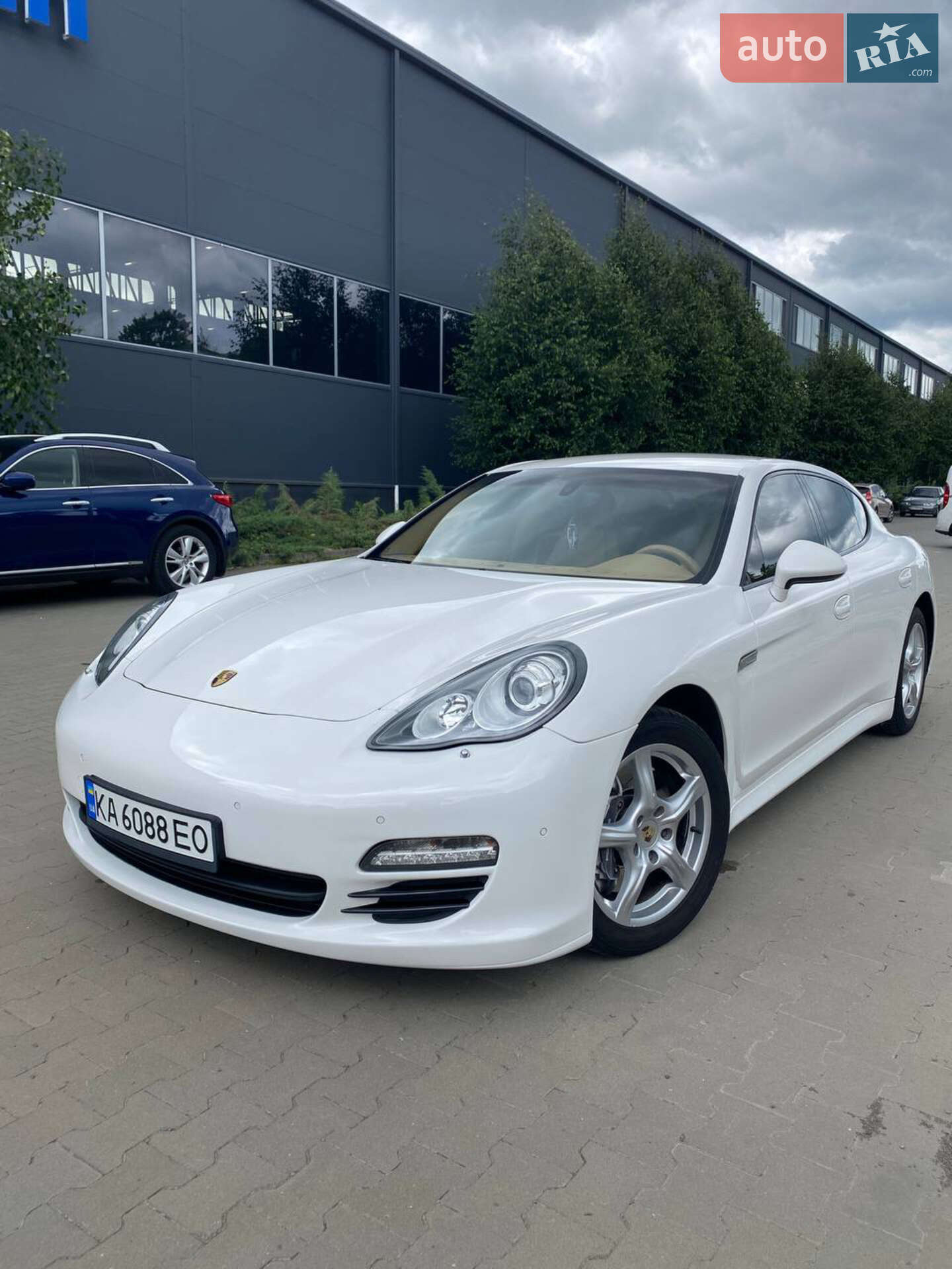 Porsche Panamera 2012 VIN WP0ZZZ97ZCL002717 фото оголошення 3 з 11