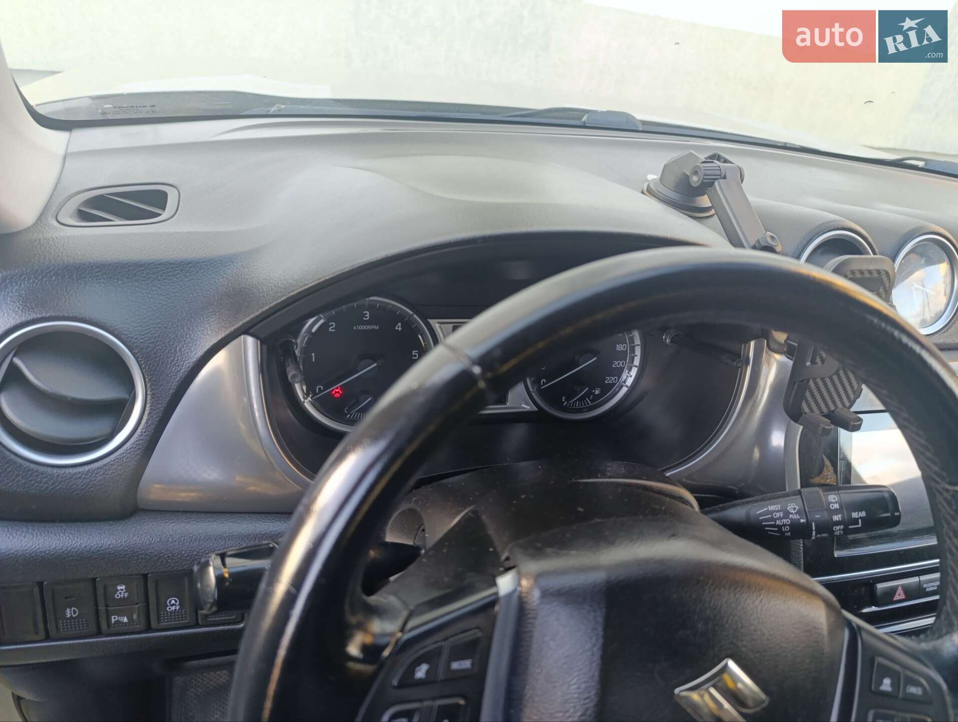 Suzuki Vitara 2017 VIN TSMLYD81S00369623 фото оголошення 4 з 19