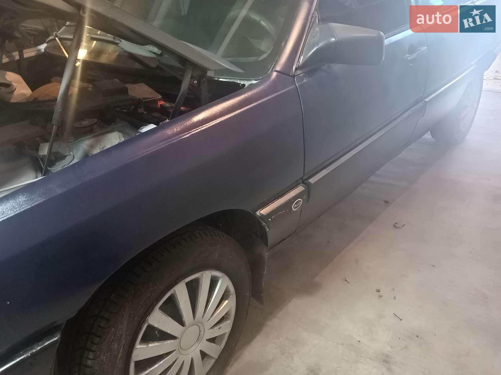 Audi 100 1986 VIN WAUZZZ44ZGN099367 фото оголошення 3 з 9