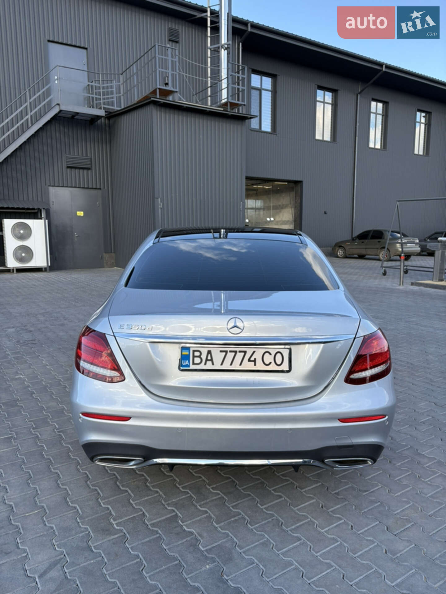 Mercedes-Benz E-Class 2017 VIN WDDZF3DB7HA206155 фото оголошення 12 з 30