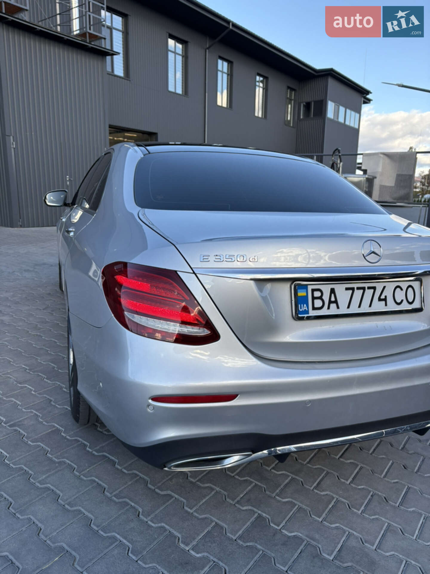 Mercedes-Benz E-Class 2017 VIN WDDZF3DB7HA206155 фото оголошення 13 з 30