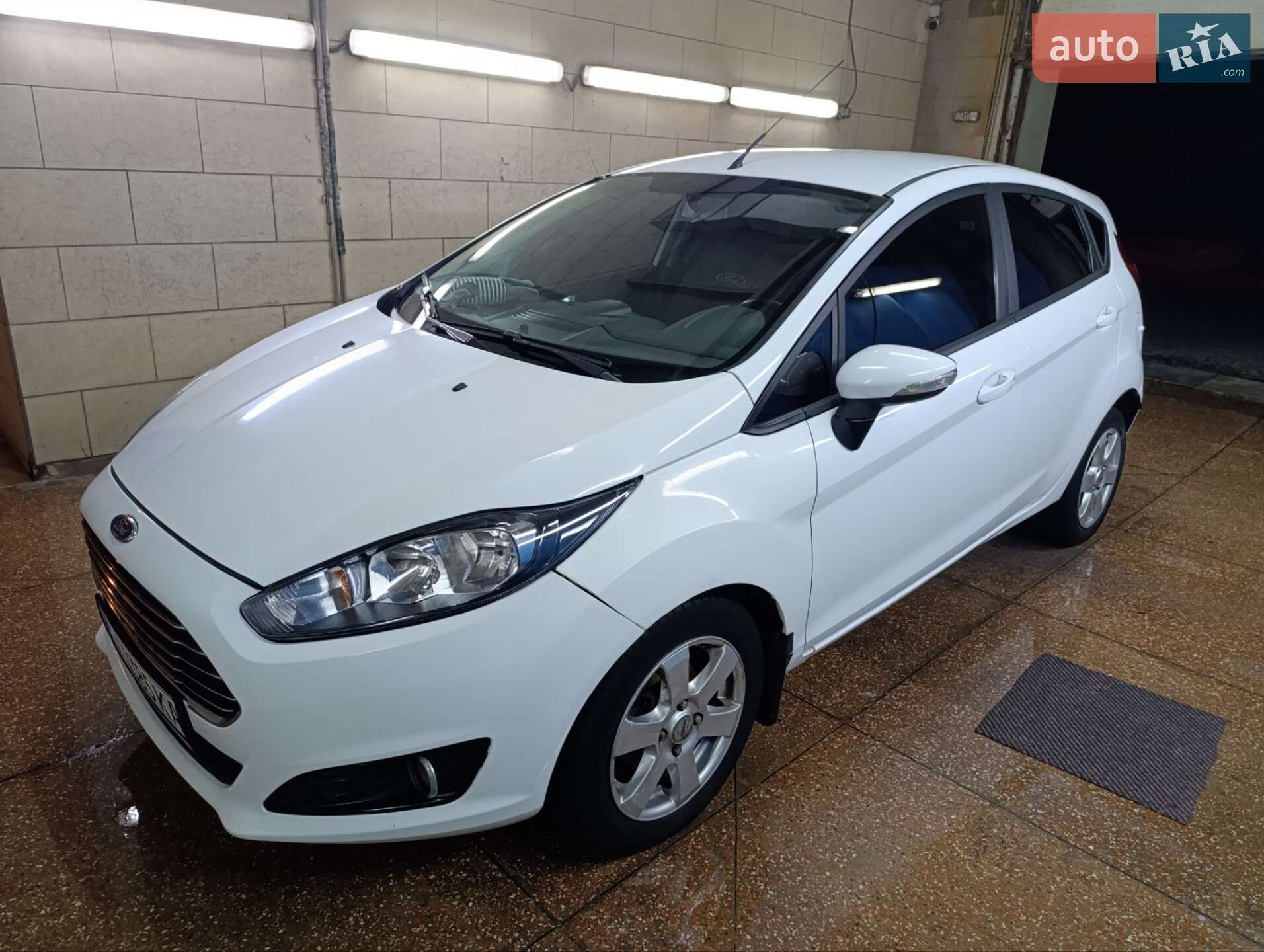 Ford Fiesta 2013 VIN WF0DXXGAKDDK07760 фото оголошення 2 з 11