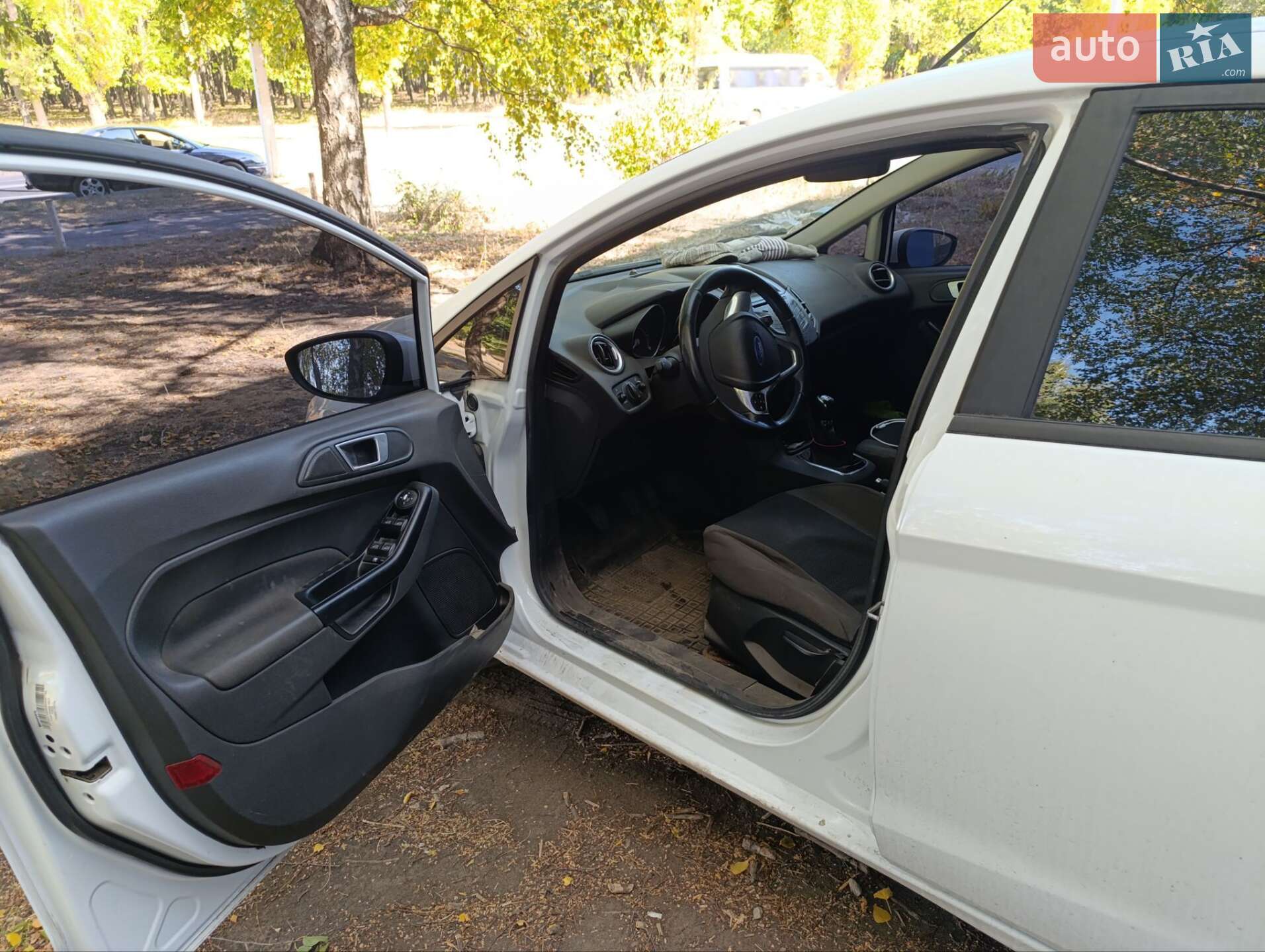 Ford Fiesta 2013 VIN WF0DXXGAKDDK07760 фото оголошення 10 з 11