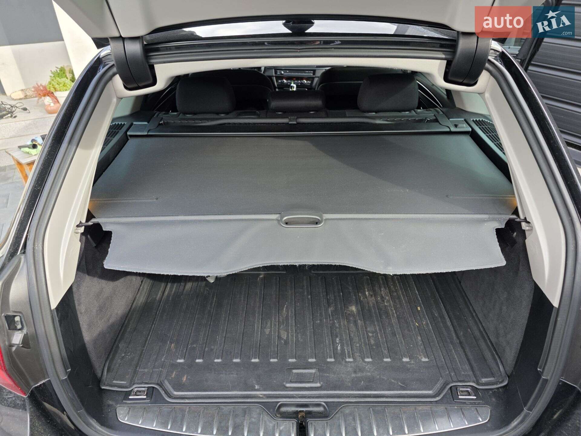 BMW 5 Series 2012 VIN WBAMX11030DY00914 фото оголошення 31 з 32