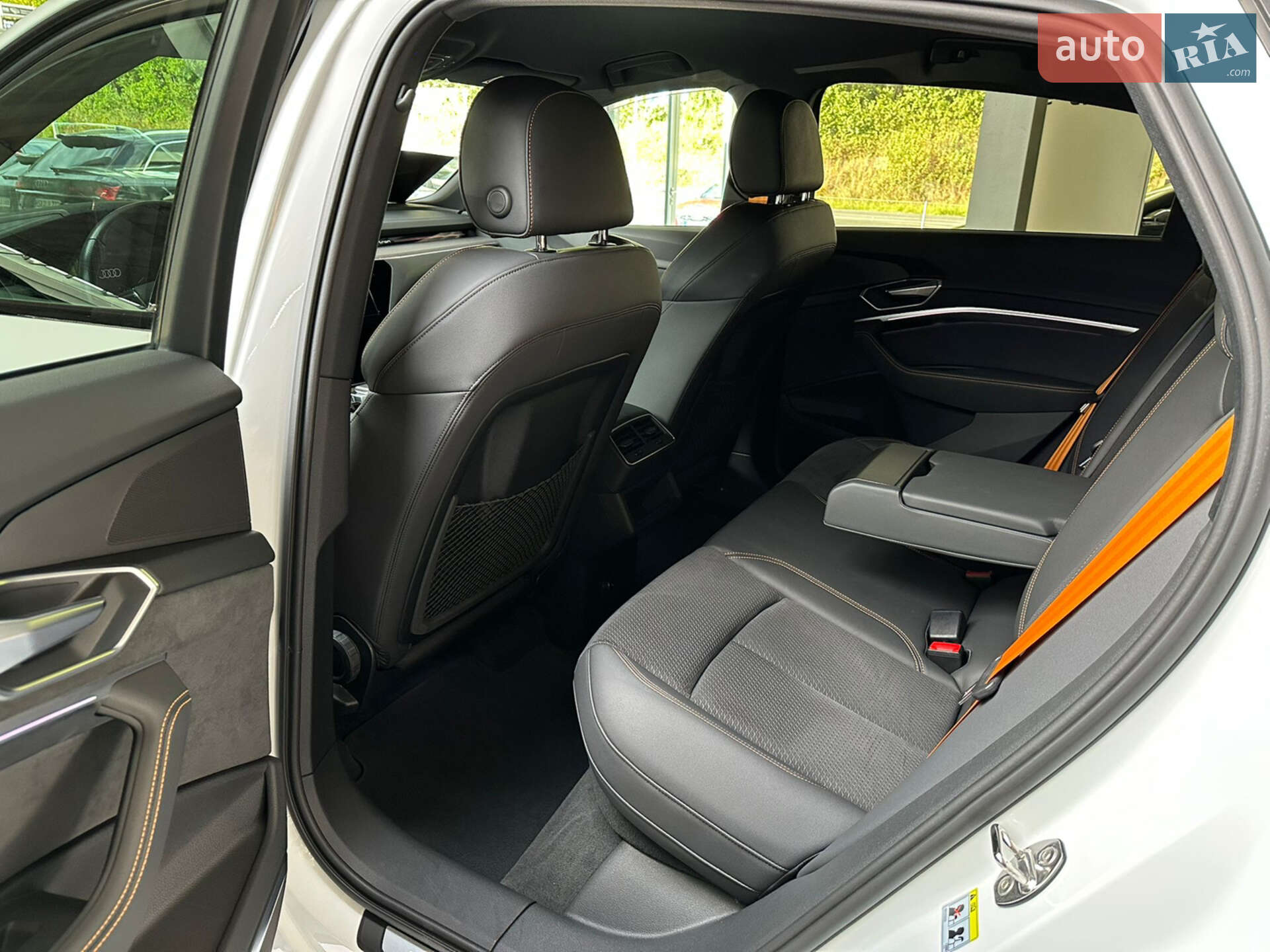 Audi e-tron Sportback 2022 VIN WAUZZZGE4NB029299 фото оголошення 10 з 21