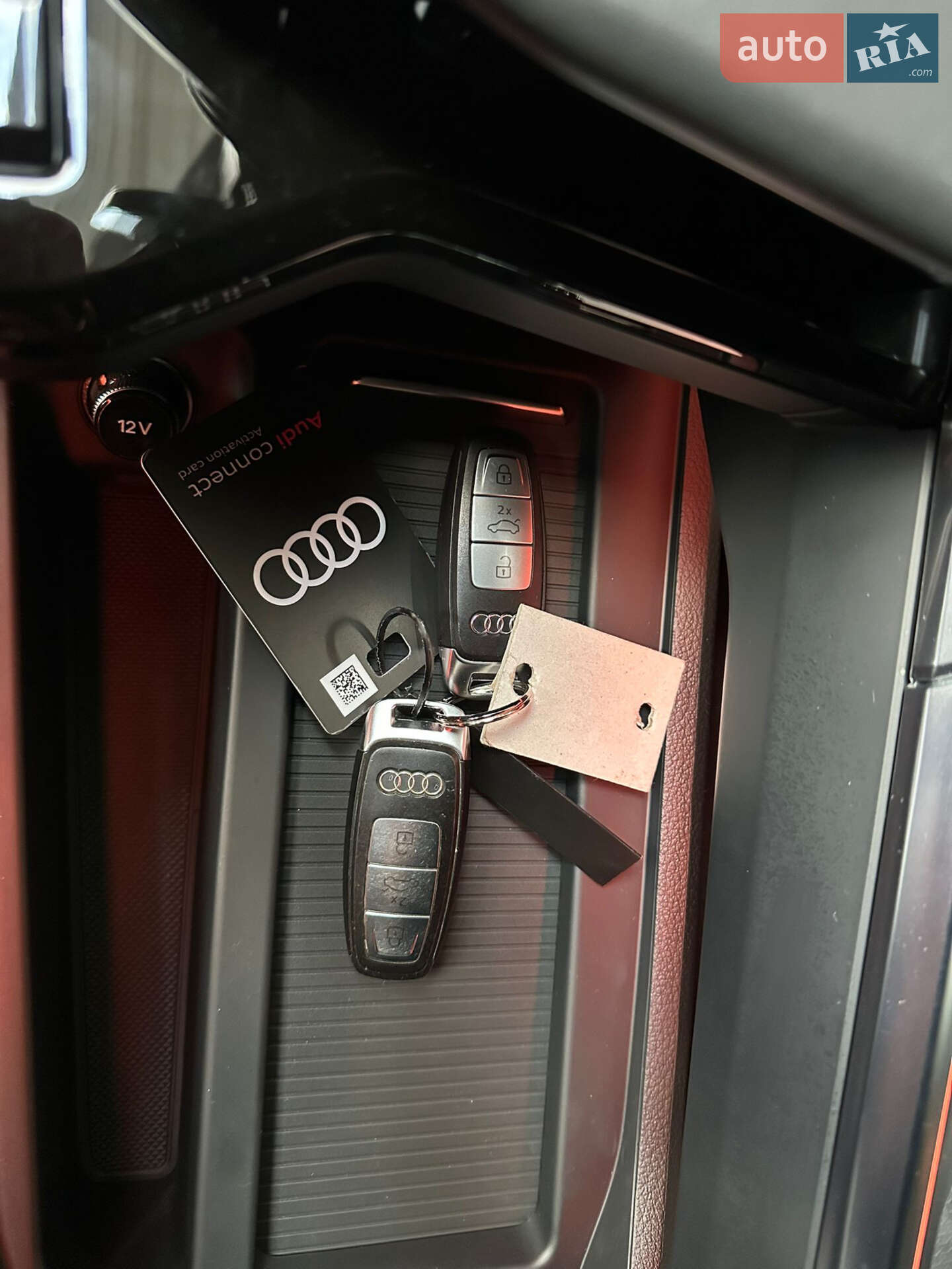 Audi e-tron Sportback 2022 VIN WAUZZZGE4NB029299 фото оголошення 14 з 21