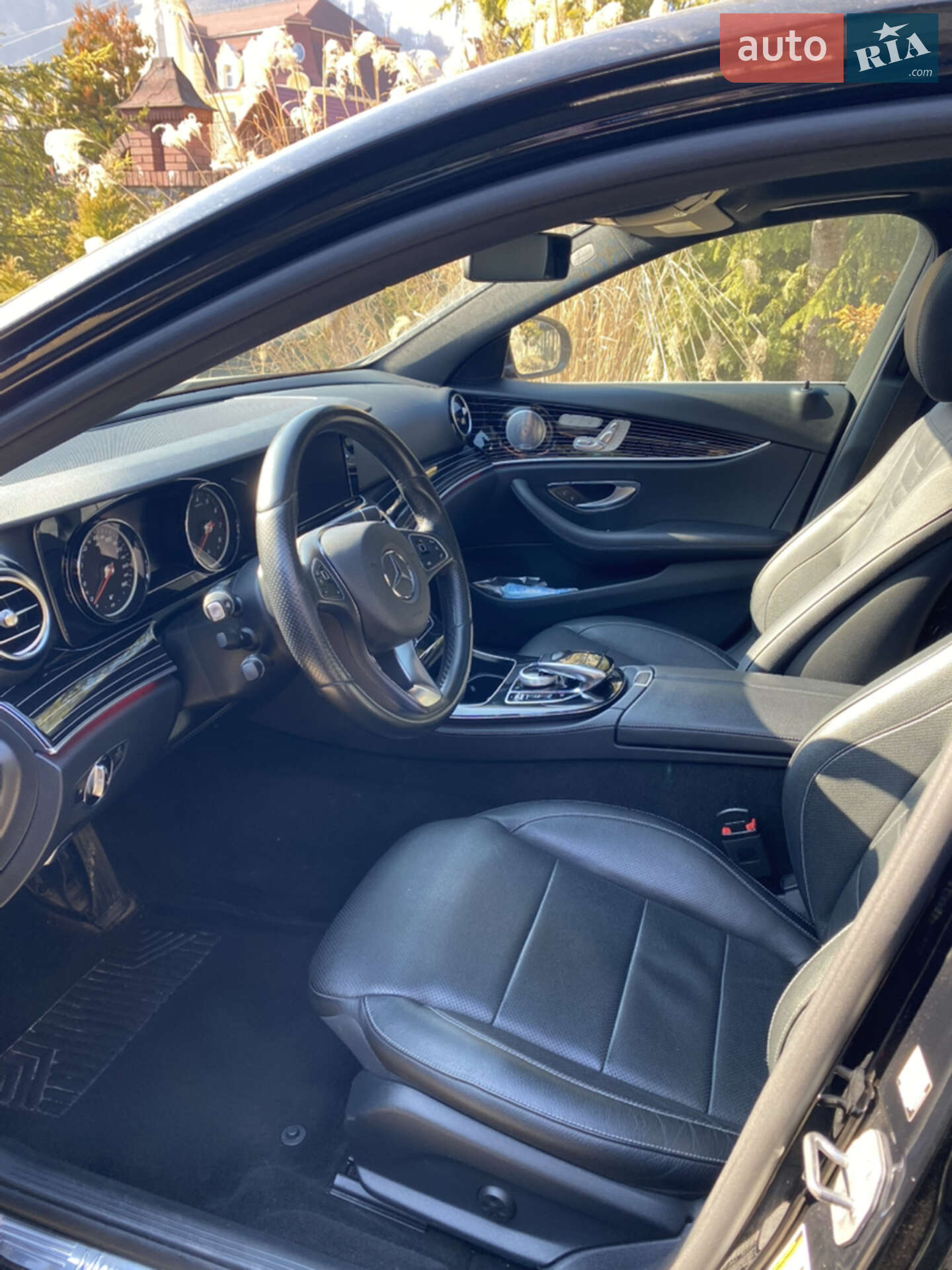 Mercedes-Benz E-Class 2016 VIN WDDZF4KBXHA061945 фото оголошення 2 з 29