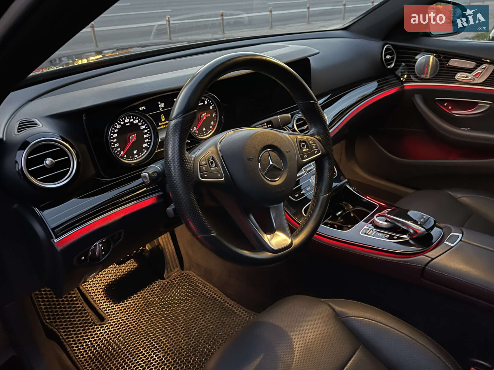 Mercedes-Benz E-Class 2016 VIN WDDZF4KBXHA061945 фото оголошення 8 з 29