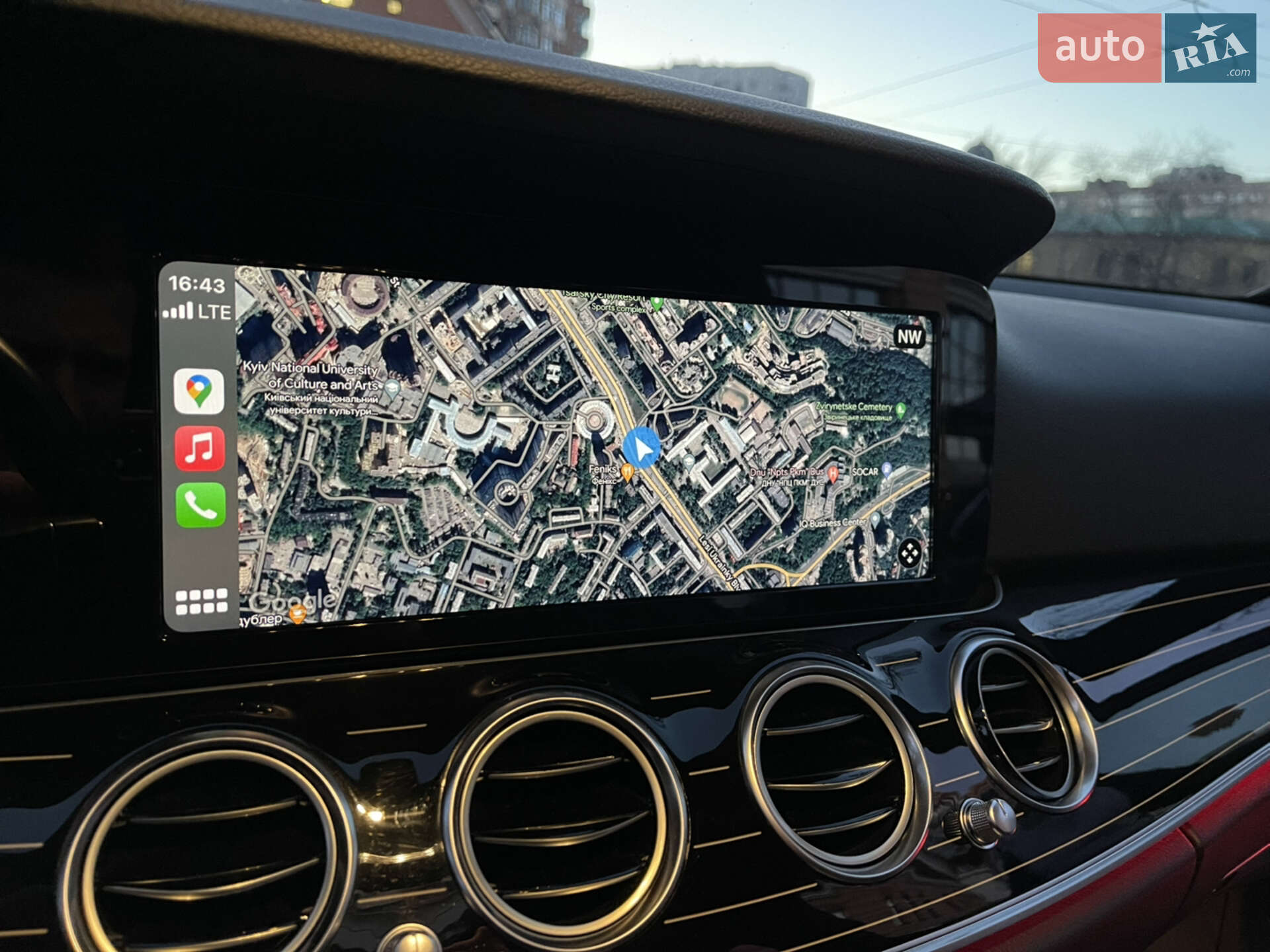 Mercedes-Benz E-Class 2016 VIN WDDZF4KBXHA061945 фото оголошення 13 з 29