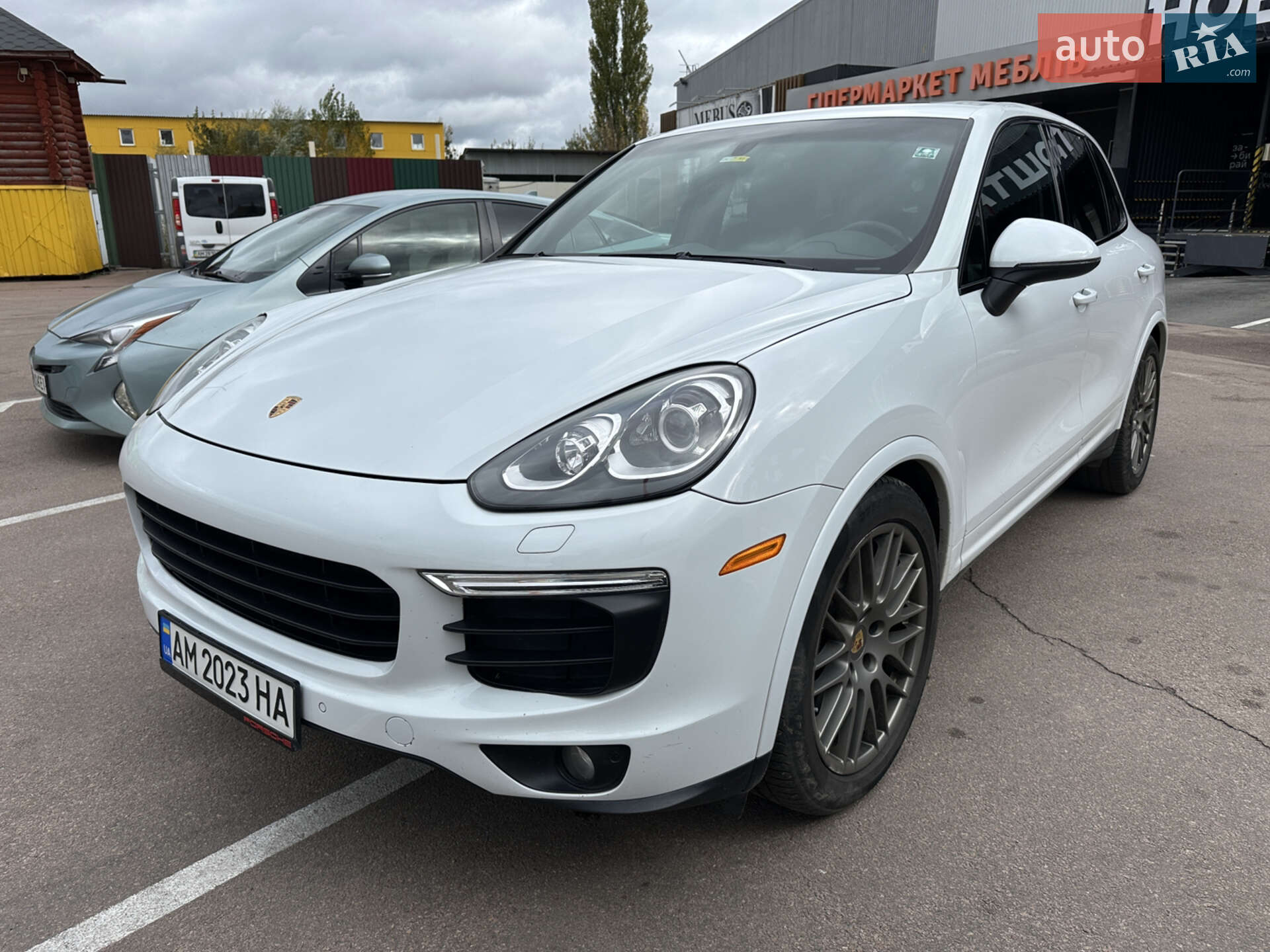 Porsche Cayenne 2017 VIN WP1AA2A21HKA86656 фото оголошення 12 з 16
