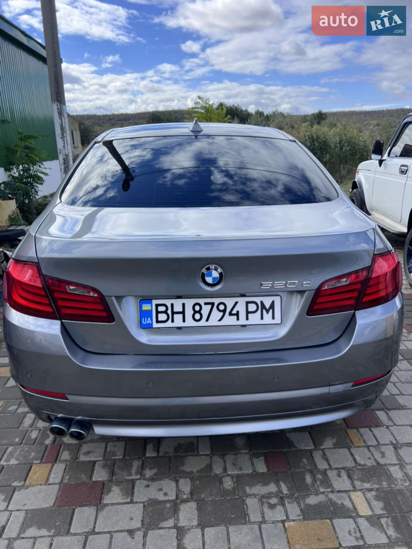 BMW 5 Series 2012 VIN WBAFW11080DY42524 фото оголошення 3 з 14