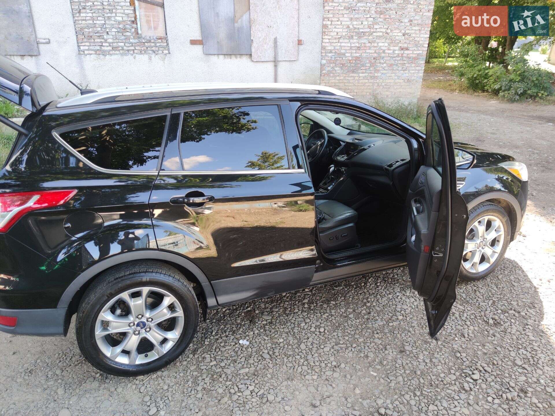 Ford Escape 2015 VIN 1FMCU9JX2FUB91094 фото оголошення 11 з 29
