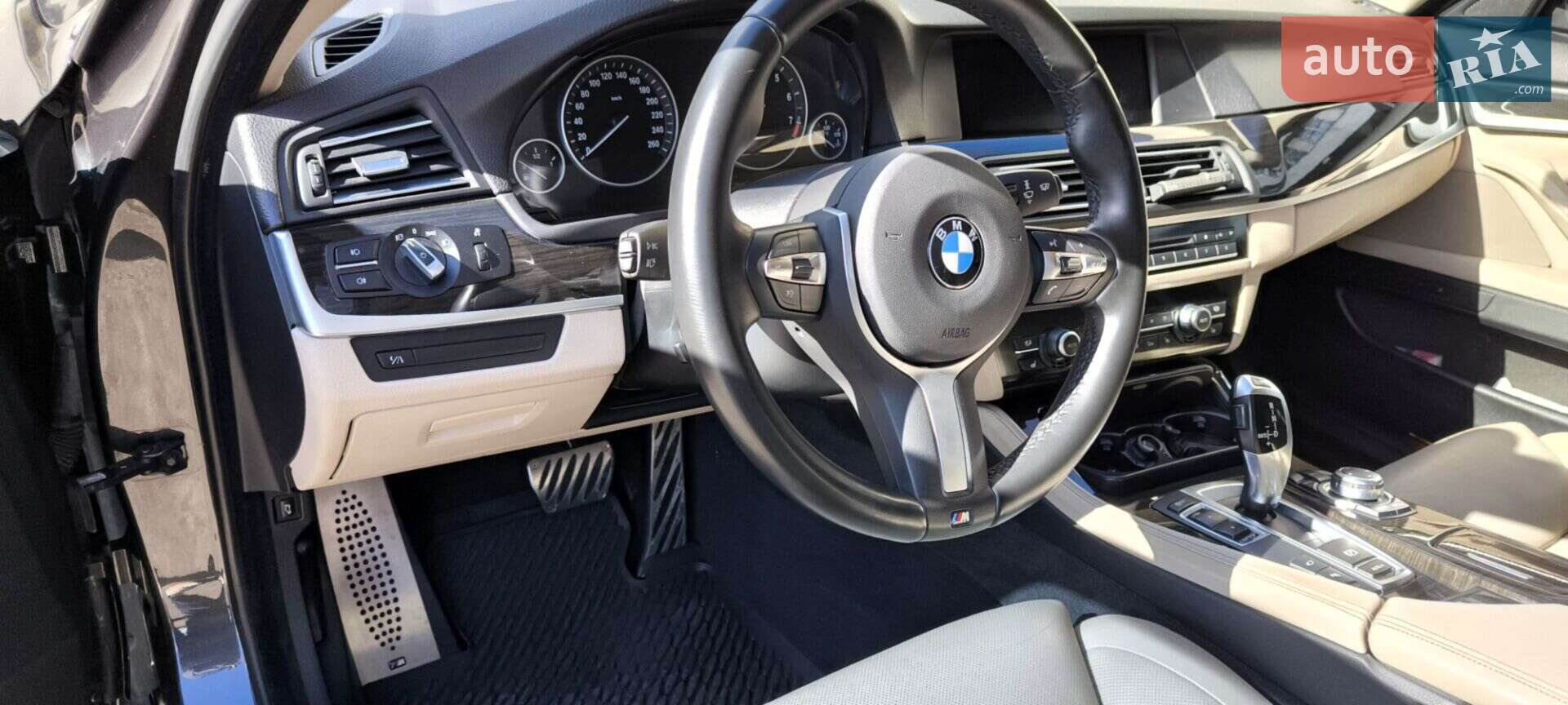 BMW 5 Series 2010 VIN WBAFR71030C262436 фото оголошення 8 з 62