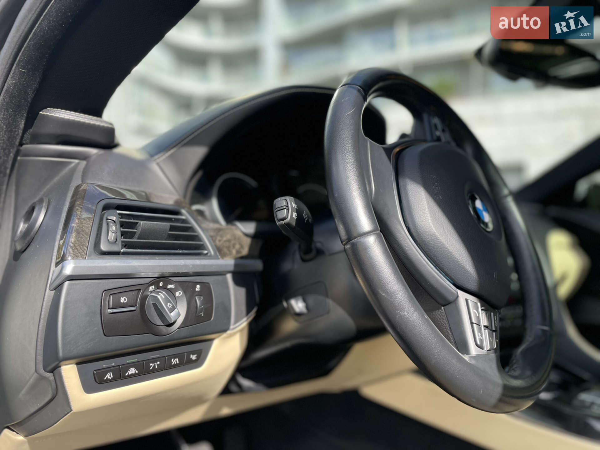 BMW 6 Series 2016 VIN WBA6H5C58HGJ88242 фото оголошення 19 з 54