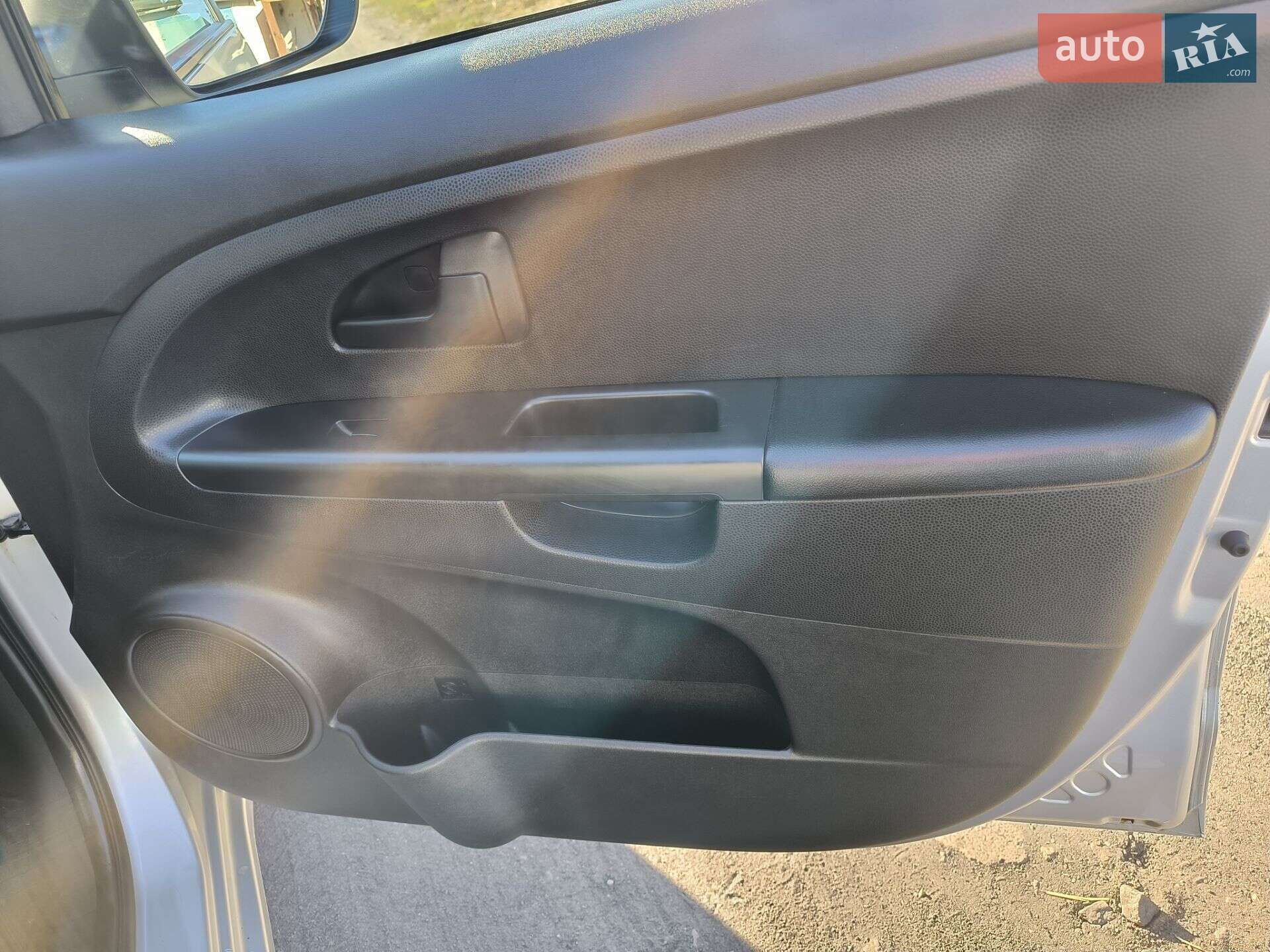 Kia Venga 2012 VIN U5YEG811ADL033991 фото оголошення 3 з 11