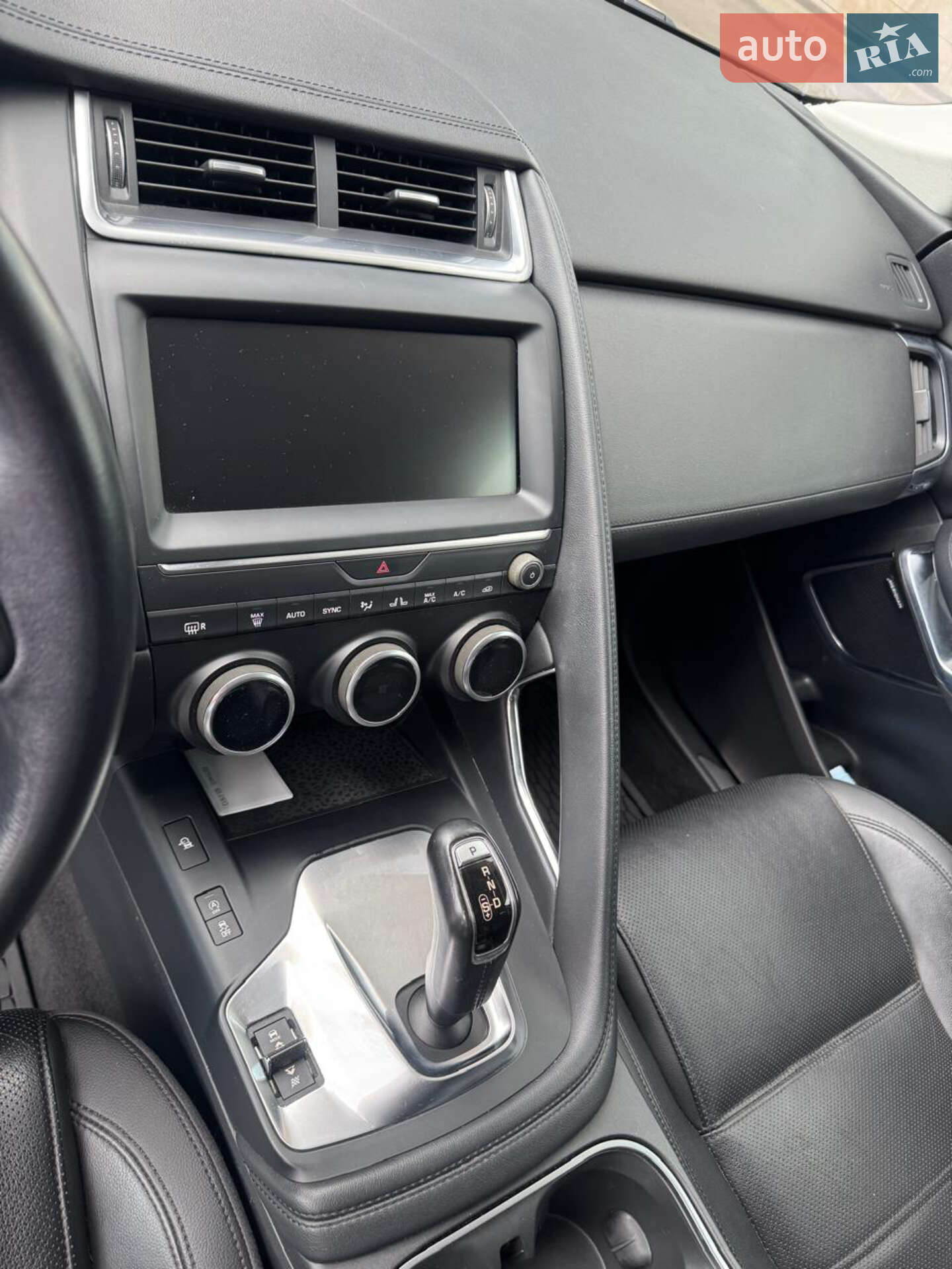 Jaguar E-Pace 2018 VIN SADFP2FX5J1Z14895 фото оголошення 37 з 48
