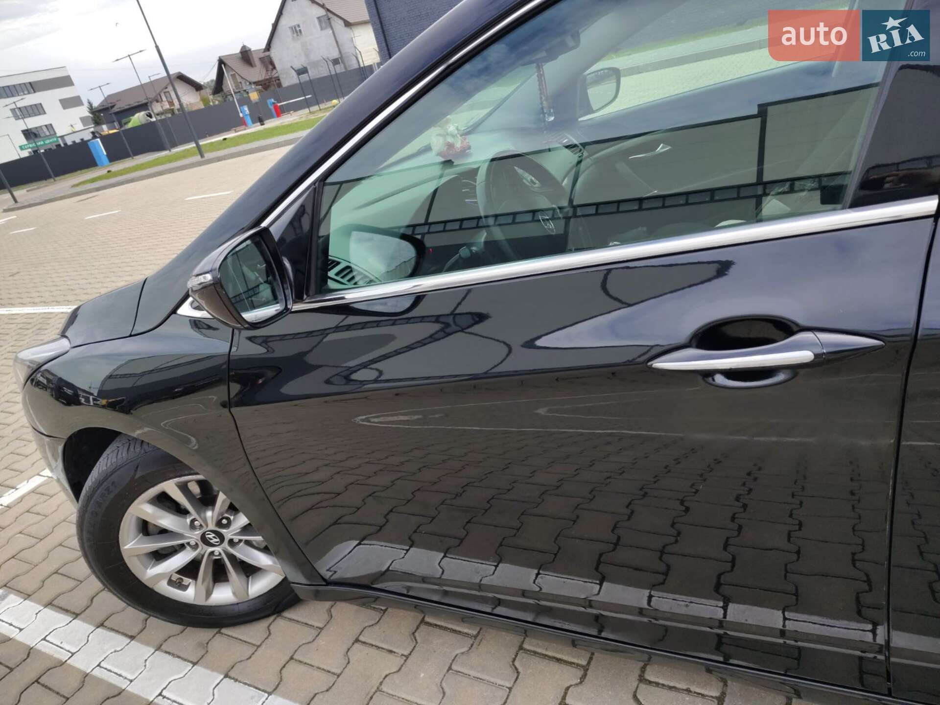 Hyundai i40 2016 VIN KMHLC41UAGU094789 фото оголошення 14 з 21