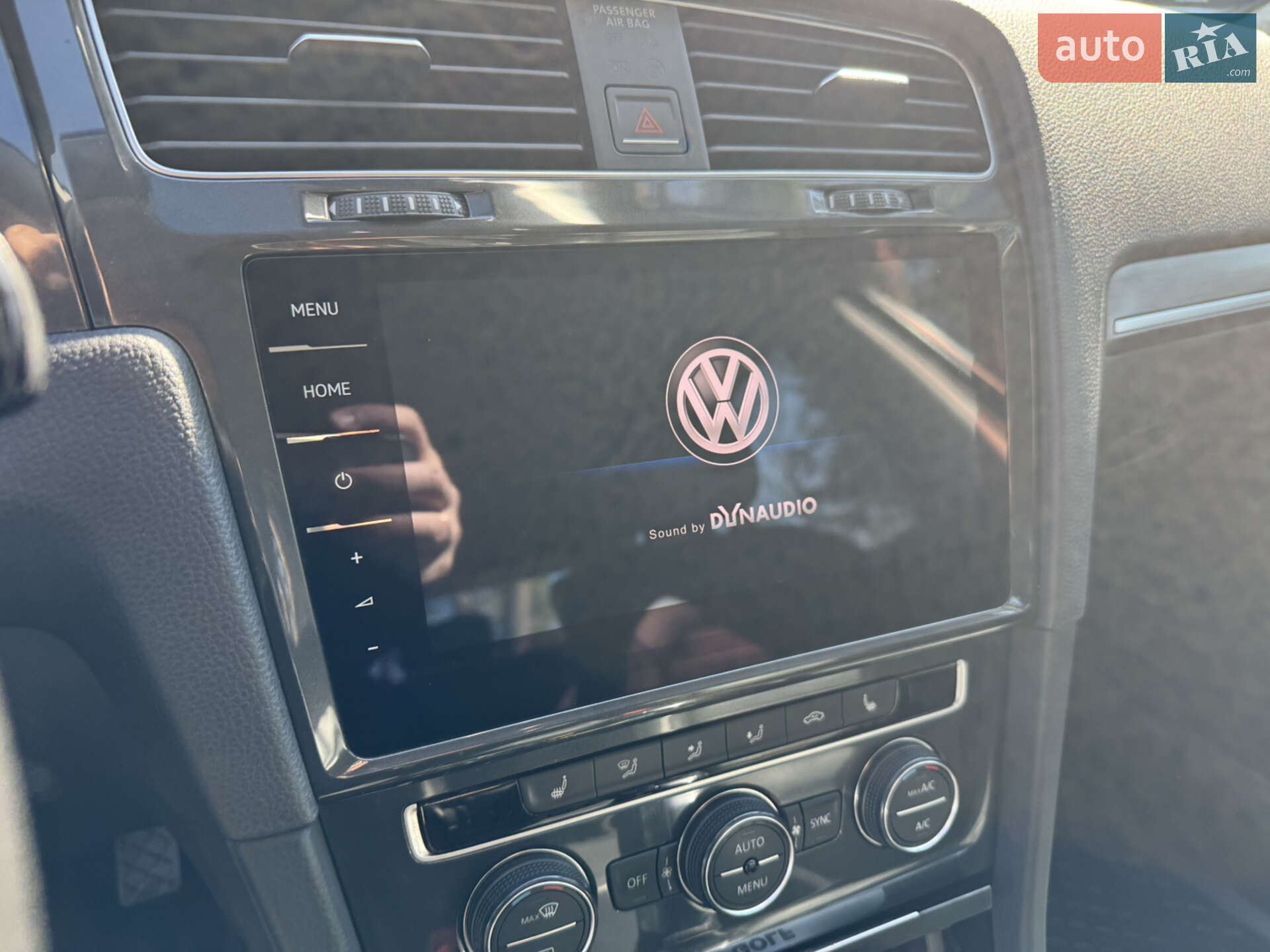 Volkswagen e-Golf 2017 VIN WVWZZZAUZHW953246 фото оголошення 4 з 10